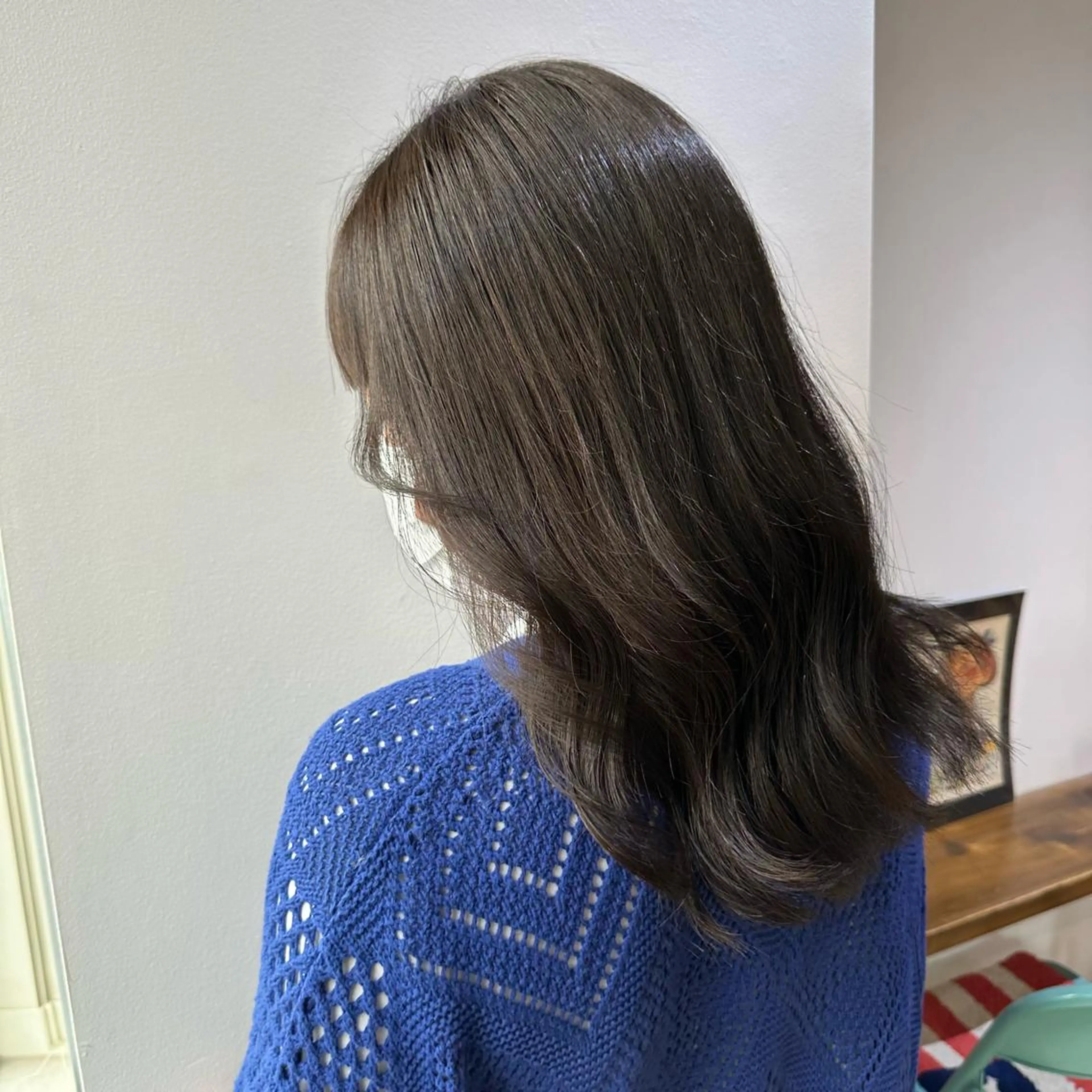 ミディアム レイヤーカット🫧／ ブリーチ✨TOWAのヘアスタイル