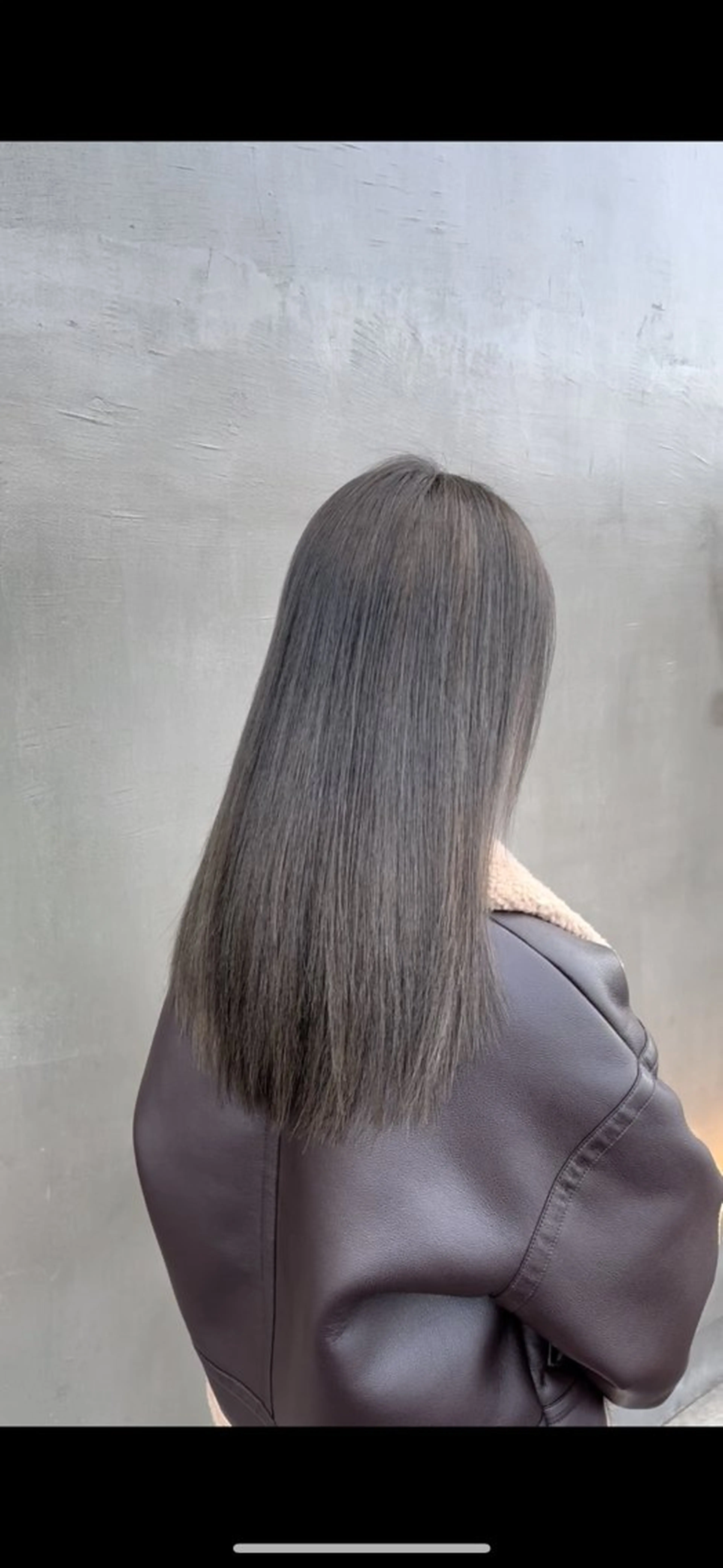 ロング カラー ブリーチ グレージュ オリーブグレージュ オリーブグレー 各務原/カラー/ブリ ーチお任せください!のヘアスタイル