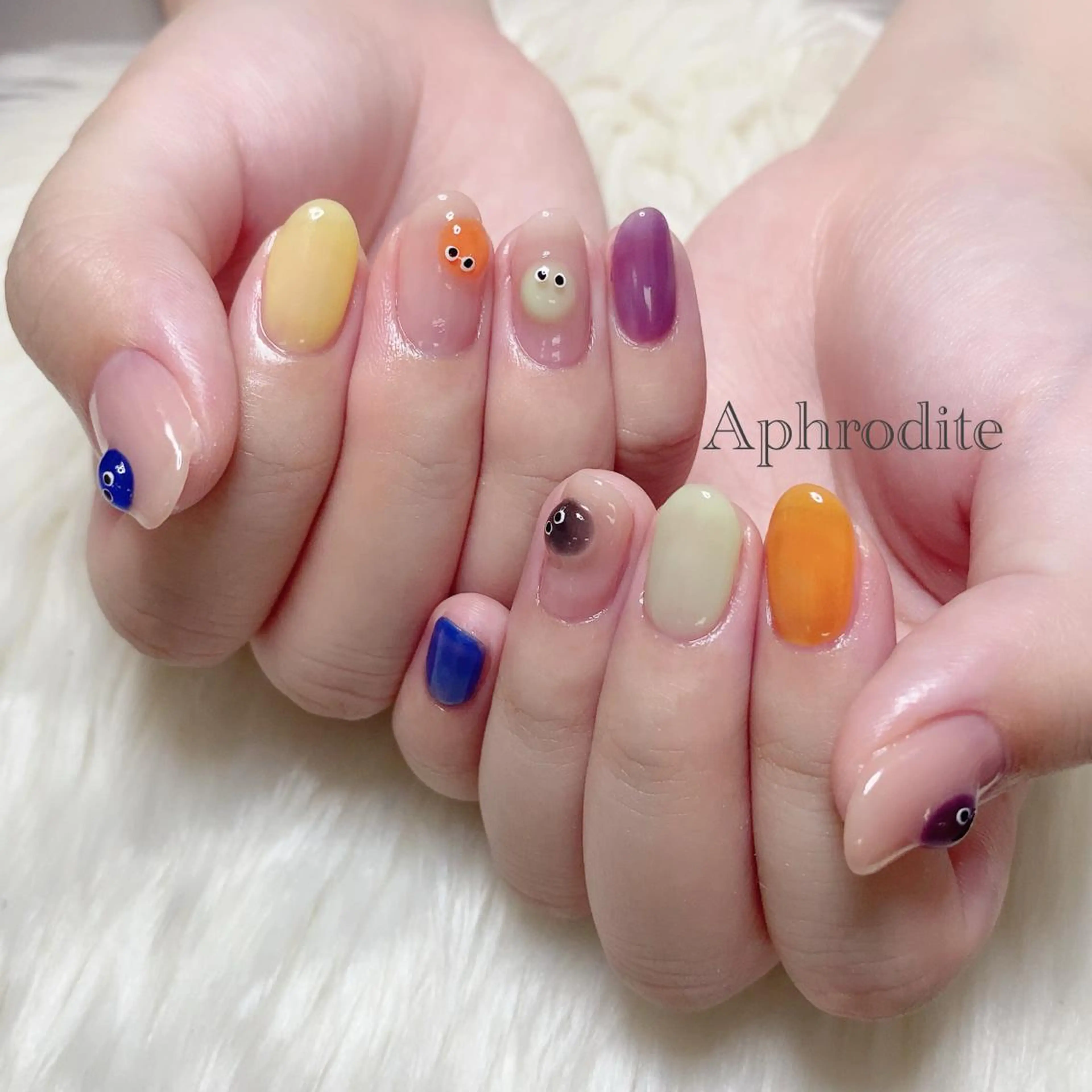 ネイル Aphrodite パラジェル認定サロンのネイルデザイン