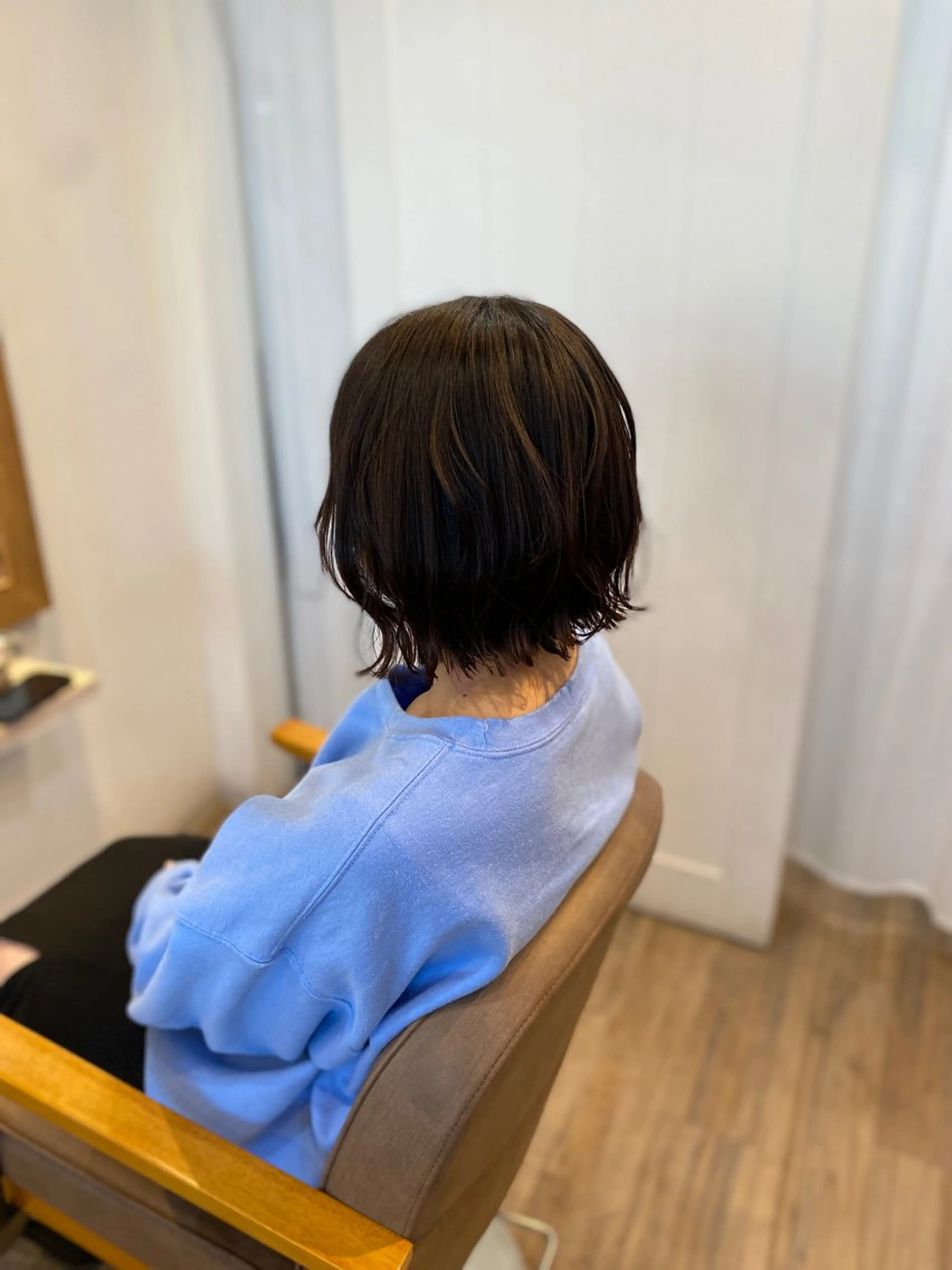 ミディアム ヘアアレンジ 切りっぱなしボブ ボブ カット 安住 千明のヘアスタイル