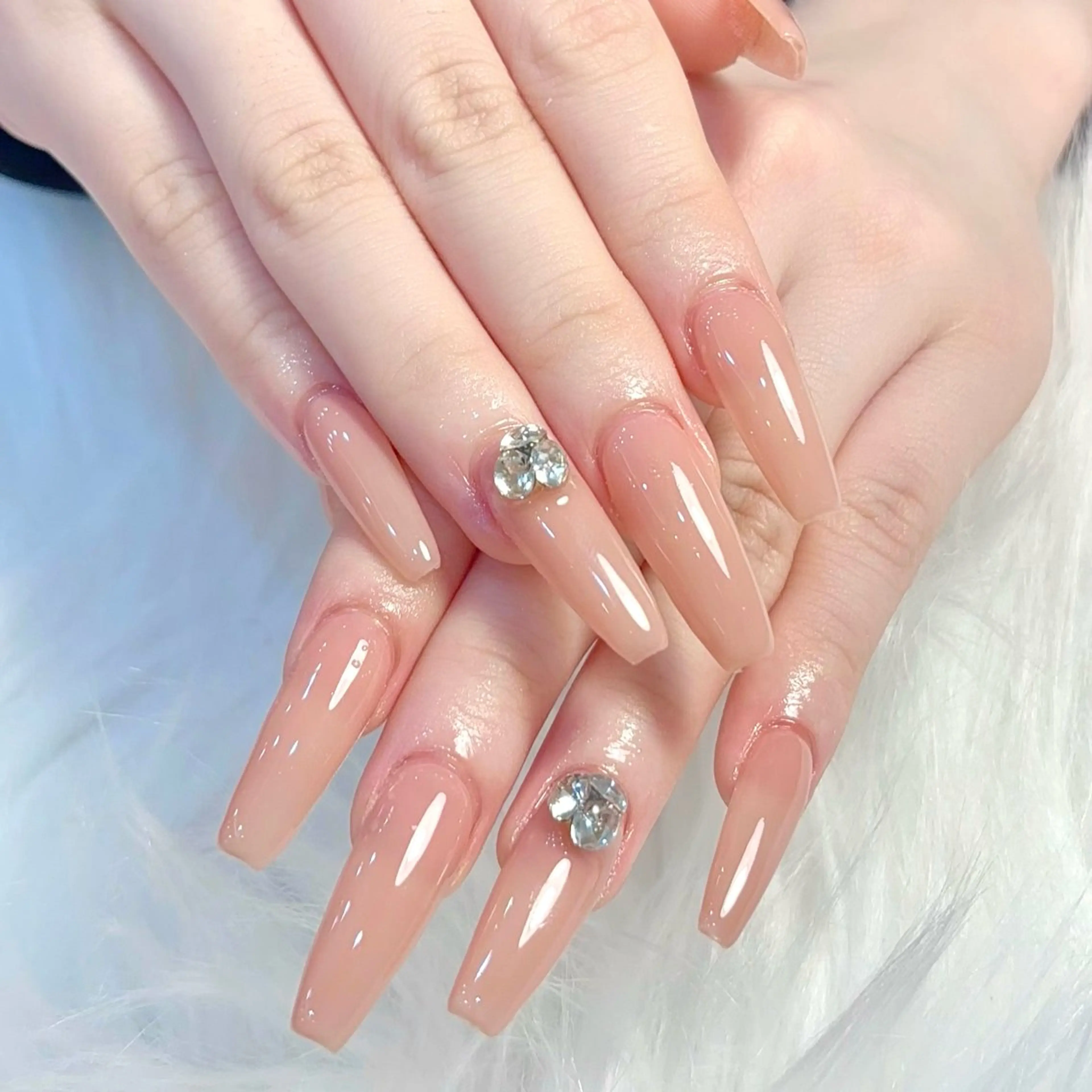 ネイル ハンドネイル 💗キラネイル💗 モチ最高のネイルデザイン