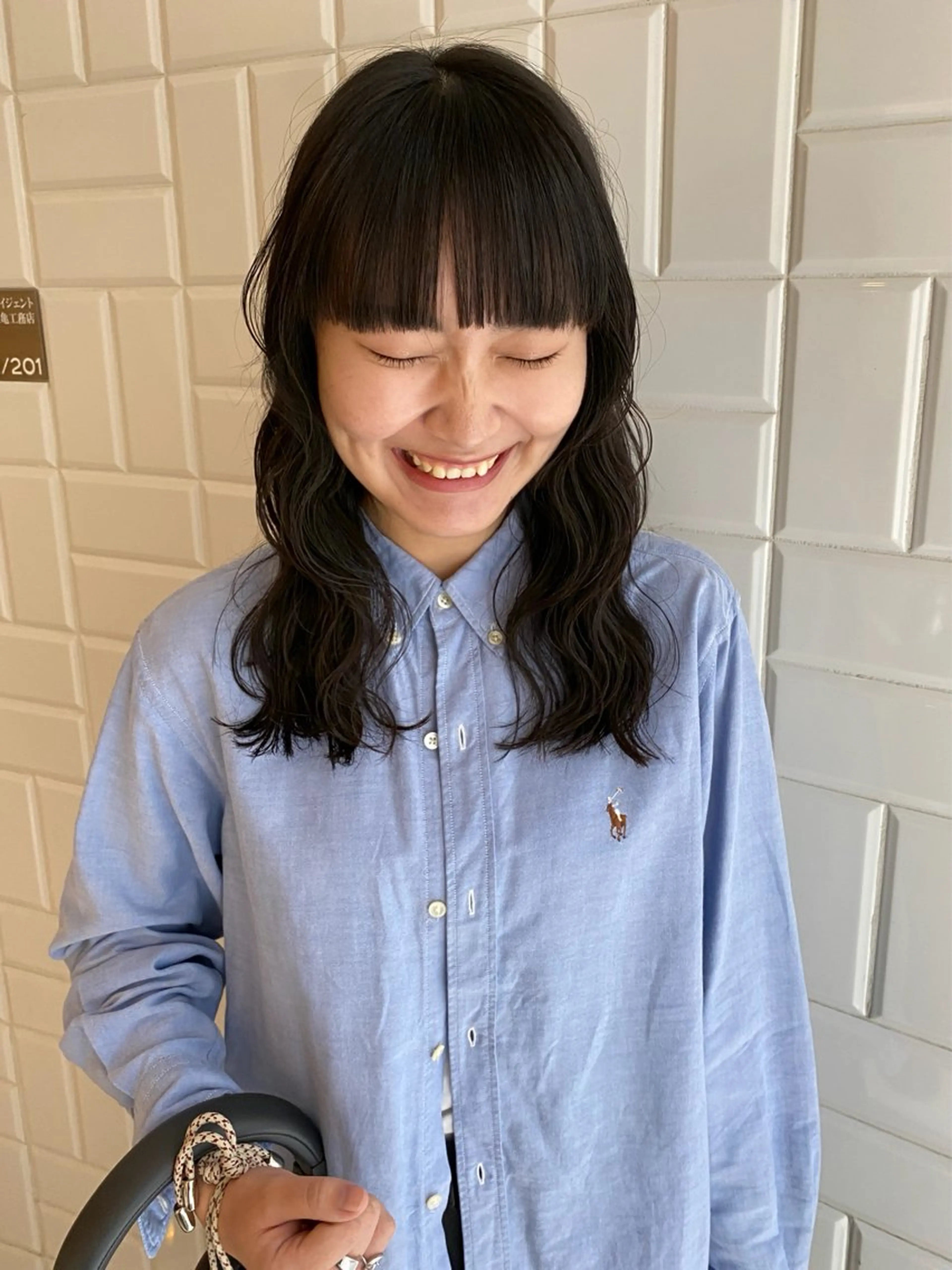 セミロング カット みやけ ひなのヘアスタイル