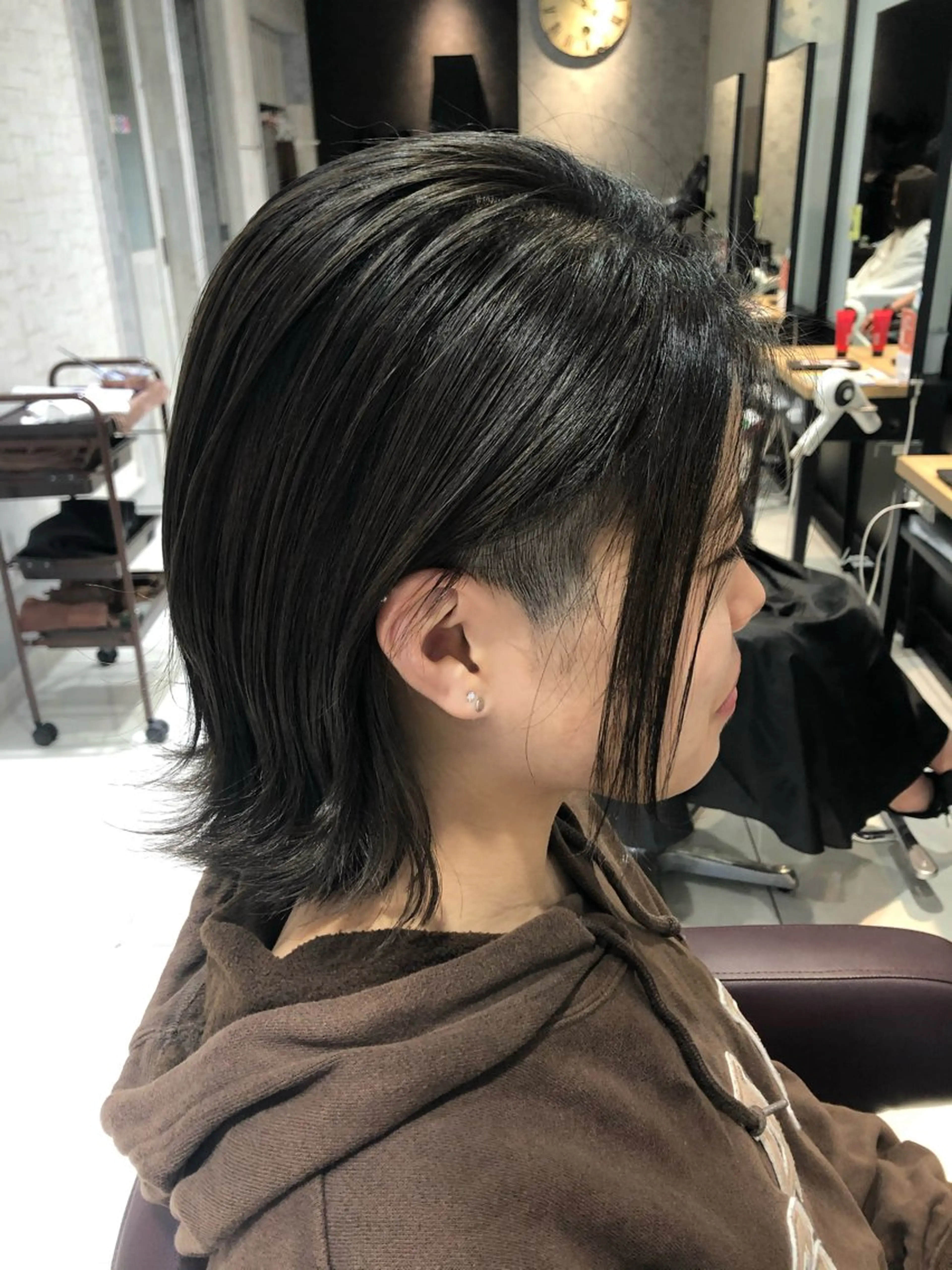 ミディアム カラー まとまらない髪に🌼 髪質改善｜長島 彩瑛のヘアスタイル