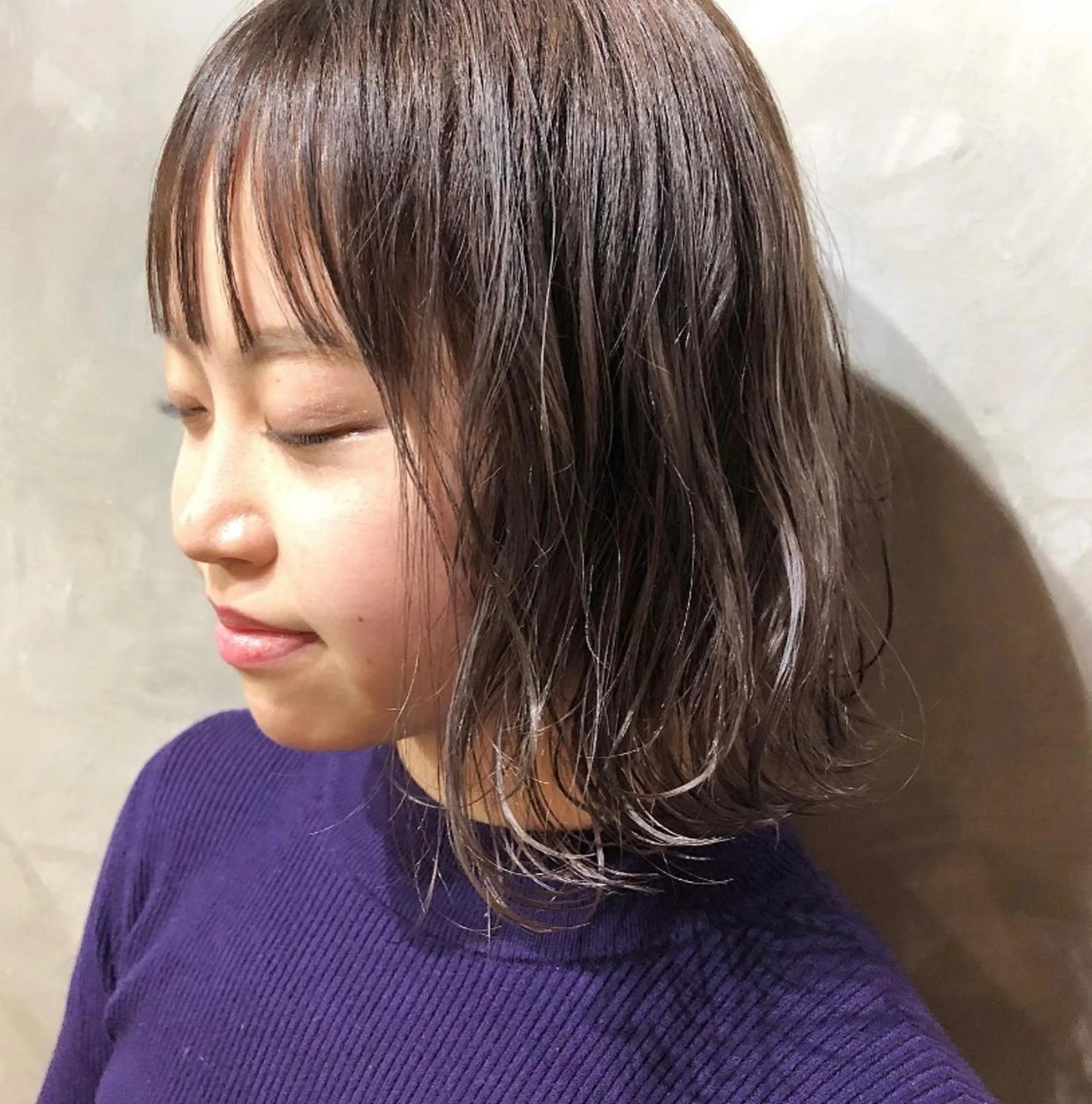 ミディアム カラー アッシュ ハイライトカラー ラベンダーカラー ラベンダーアッシュ ハイライト friity所属・🕊️ HONOKAのヘアスタイル