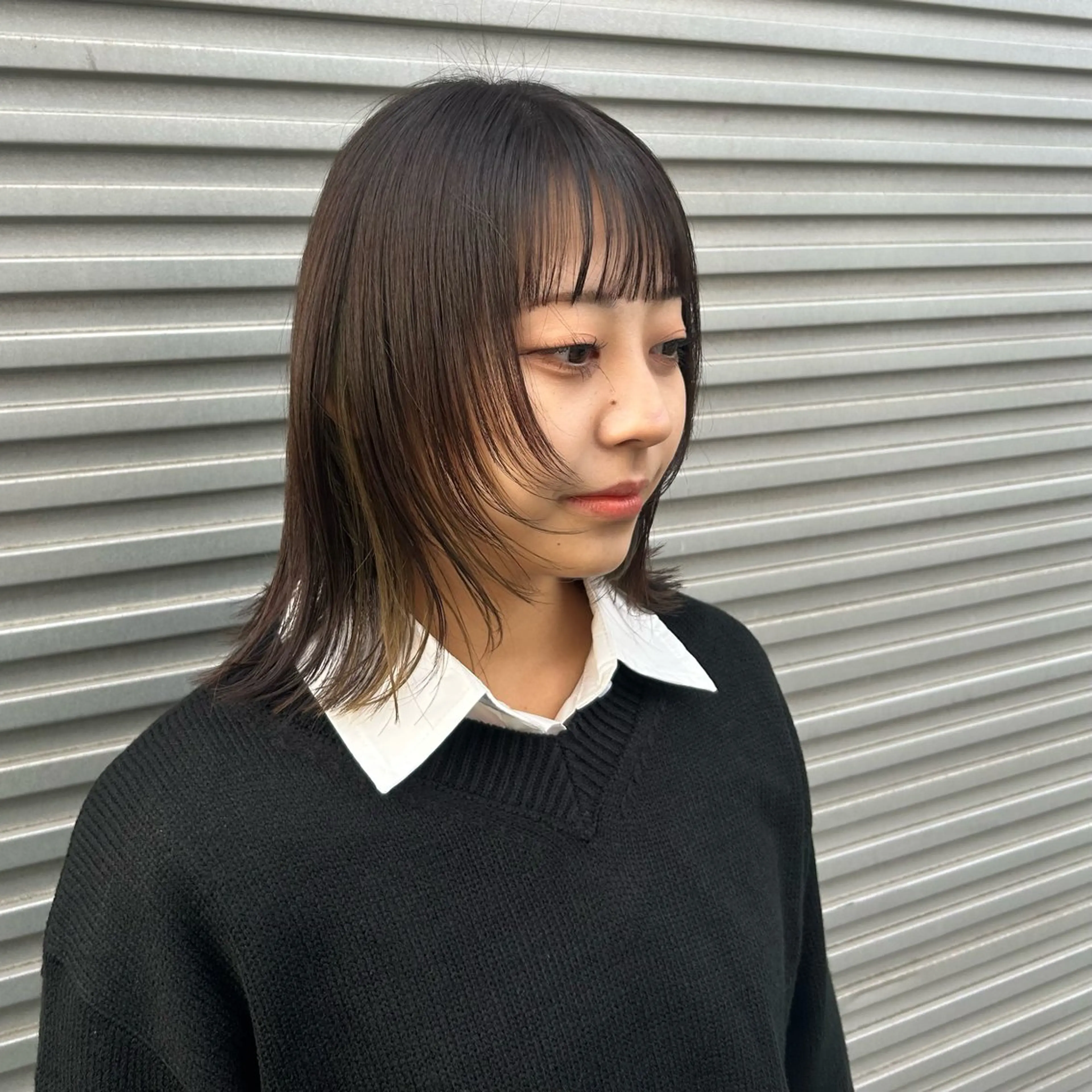 ミディアム カラー カット ヘアカラー トリートメント 💙ルル💙 ハイトーン/レイヤーのヘアスタイル