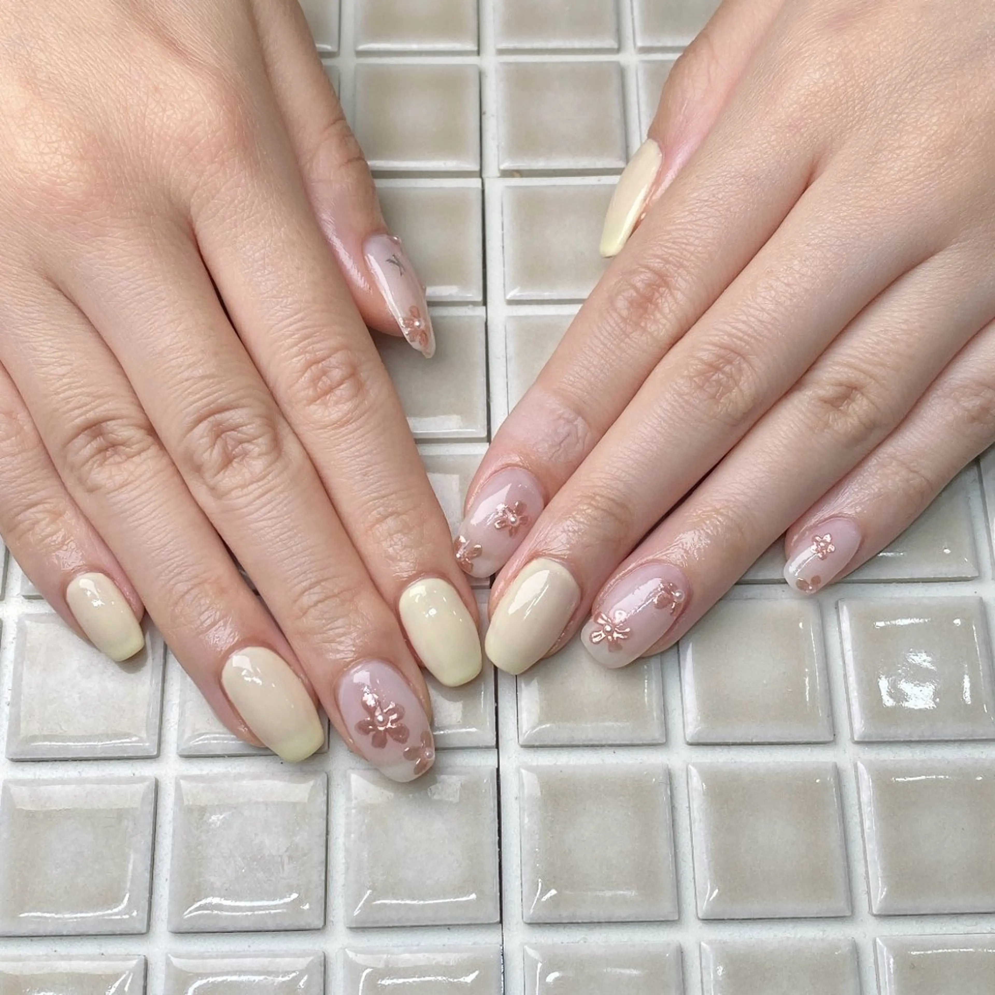 ネイル 春ネイル マオ .のネイルデザイン