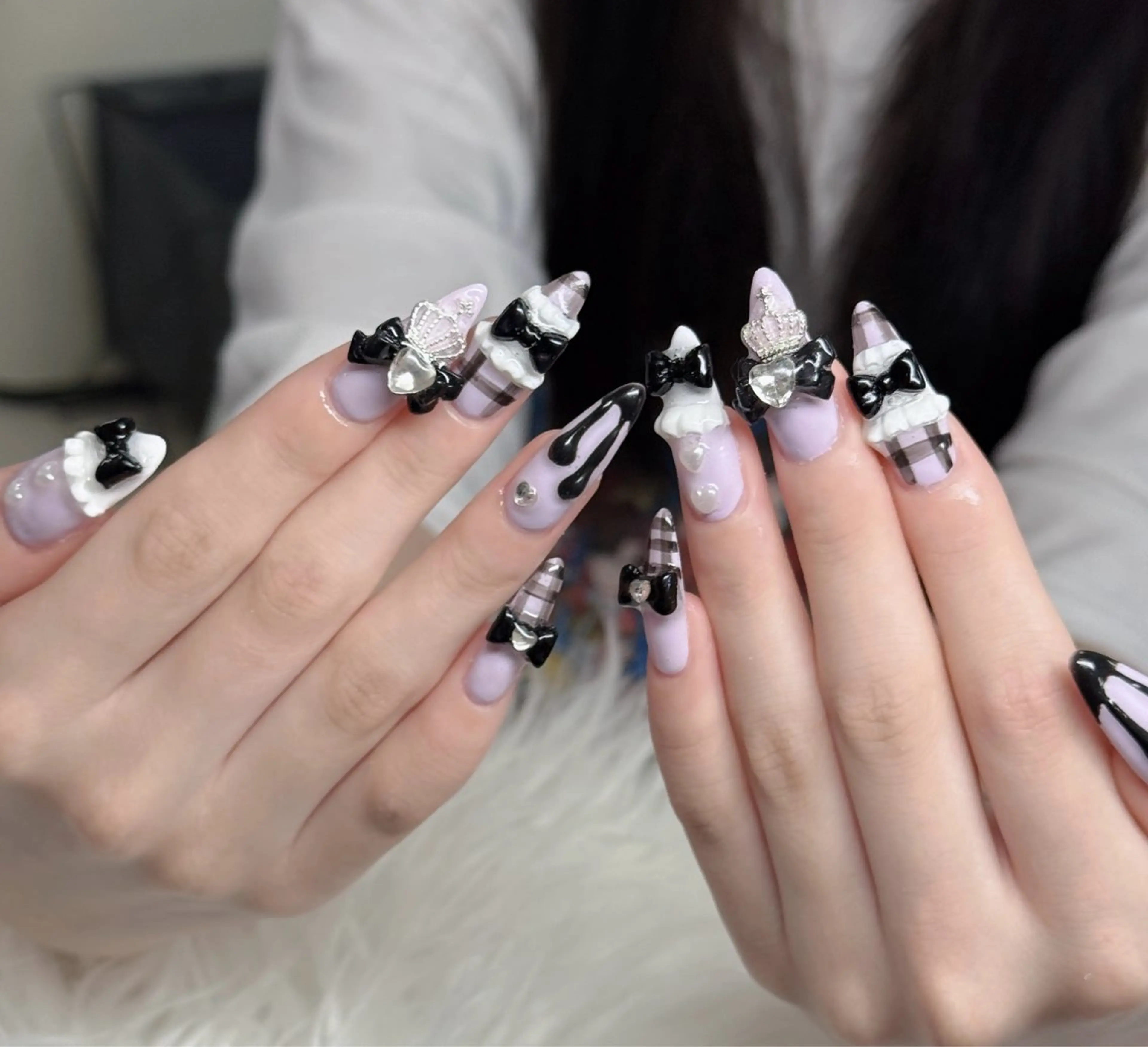 ネイル ロングネイル マグネットネイル リボン 夏ネイル スーパーロングネイル ハンドネイル Hani nailsalonのネイルデザイン