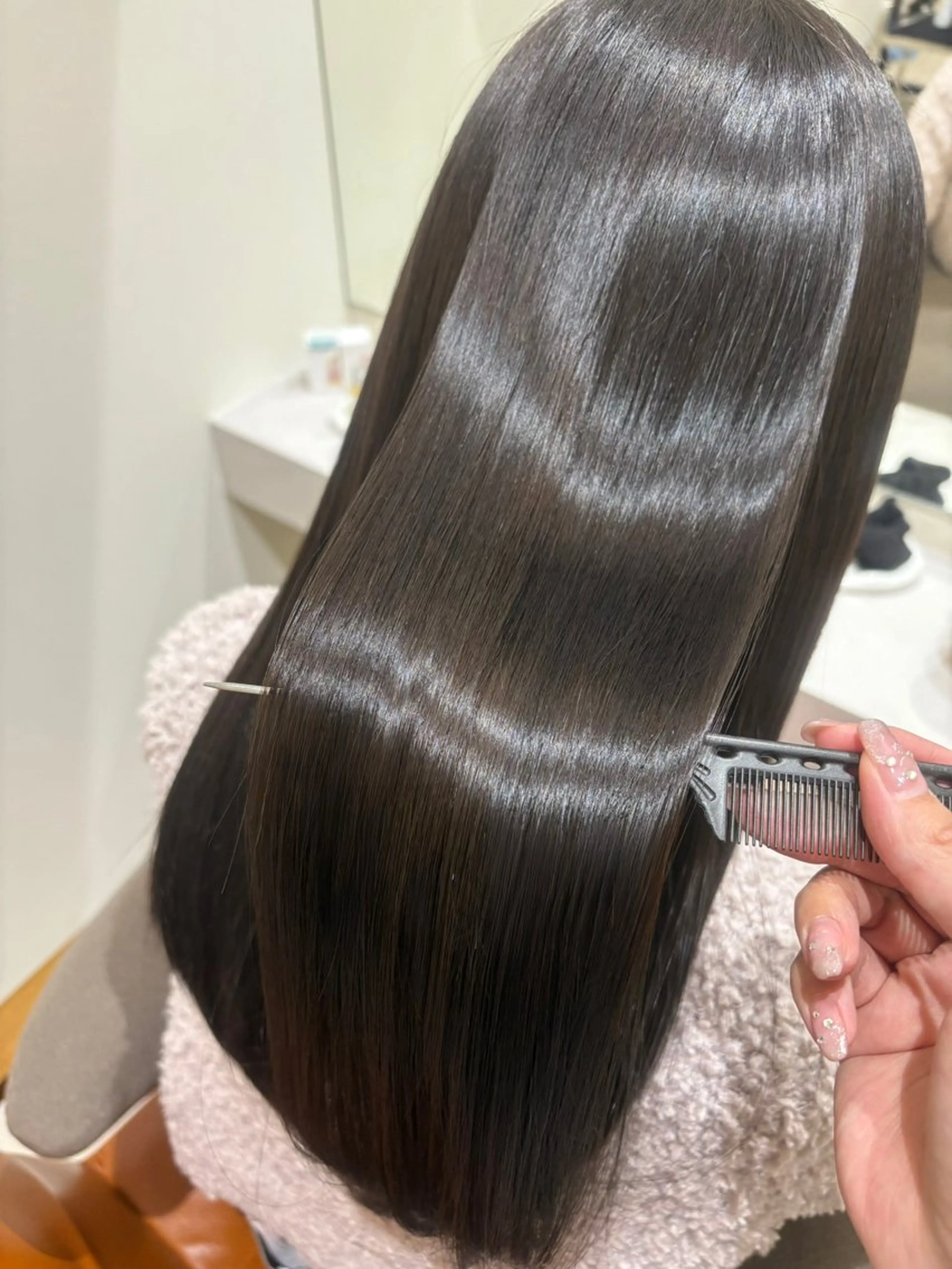 ロング カラー カット ヘアカラー トリートメント ヘッドスパ 髪質改善／艶カラー ／YUのヘアスタイル