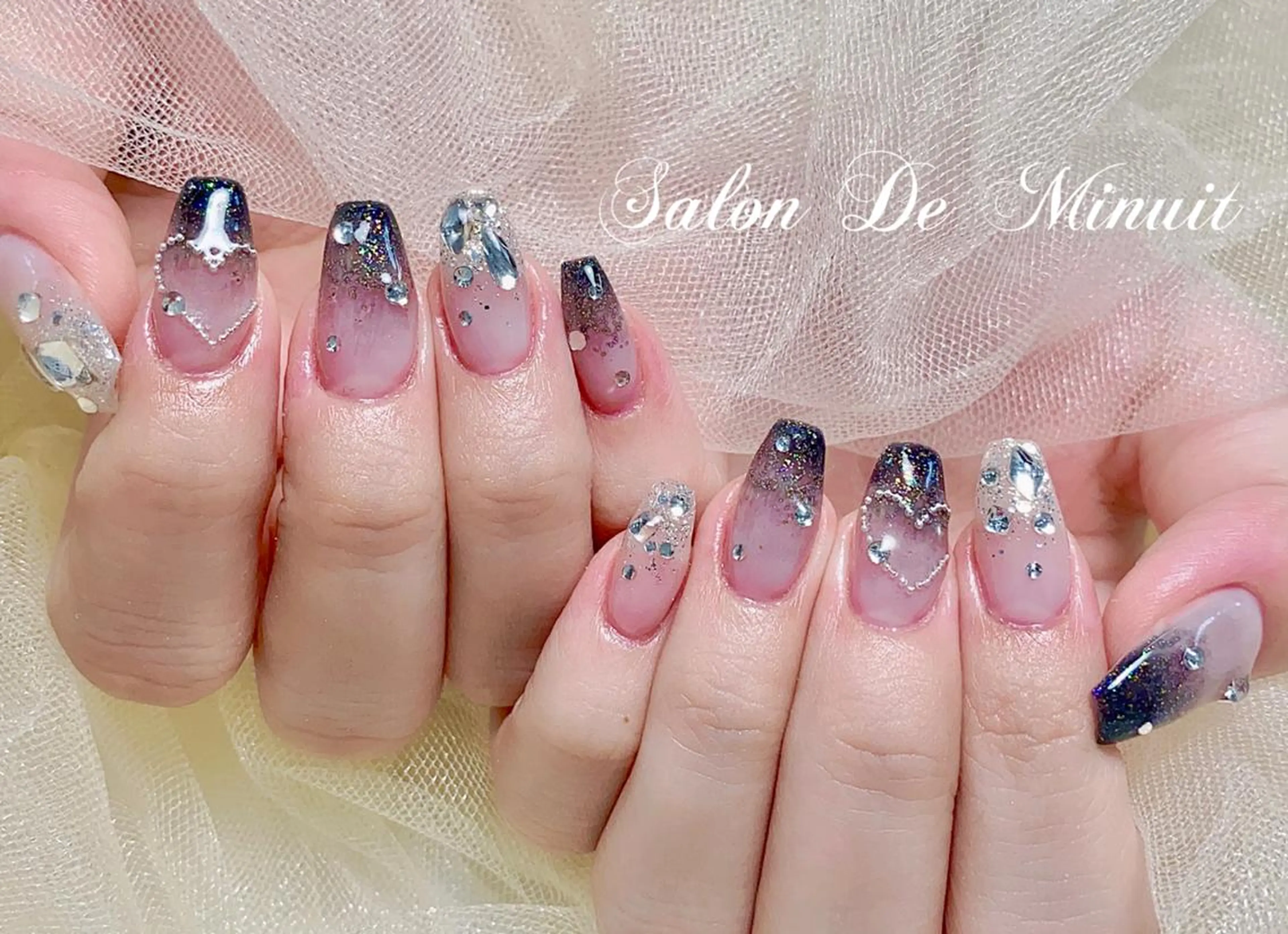 ネイル ハンドネイル ハンドケア Salon de Minuit🦩のネイルデザイン