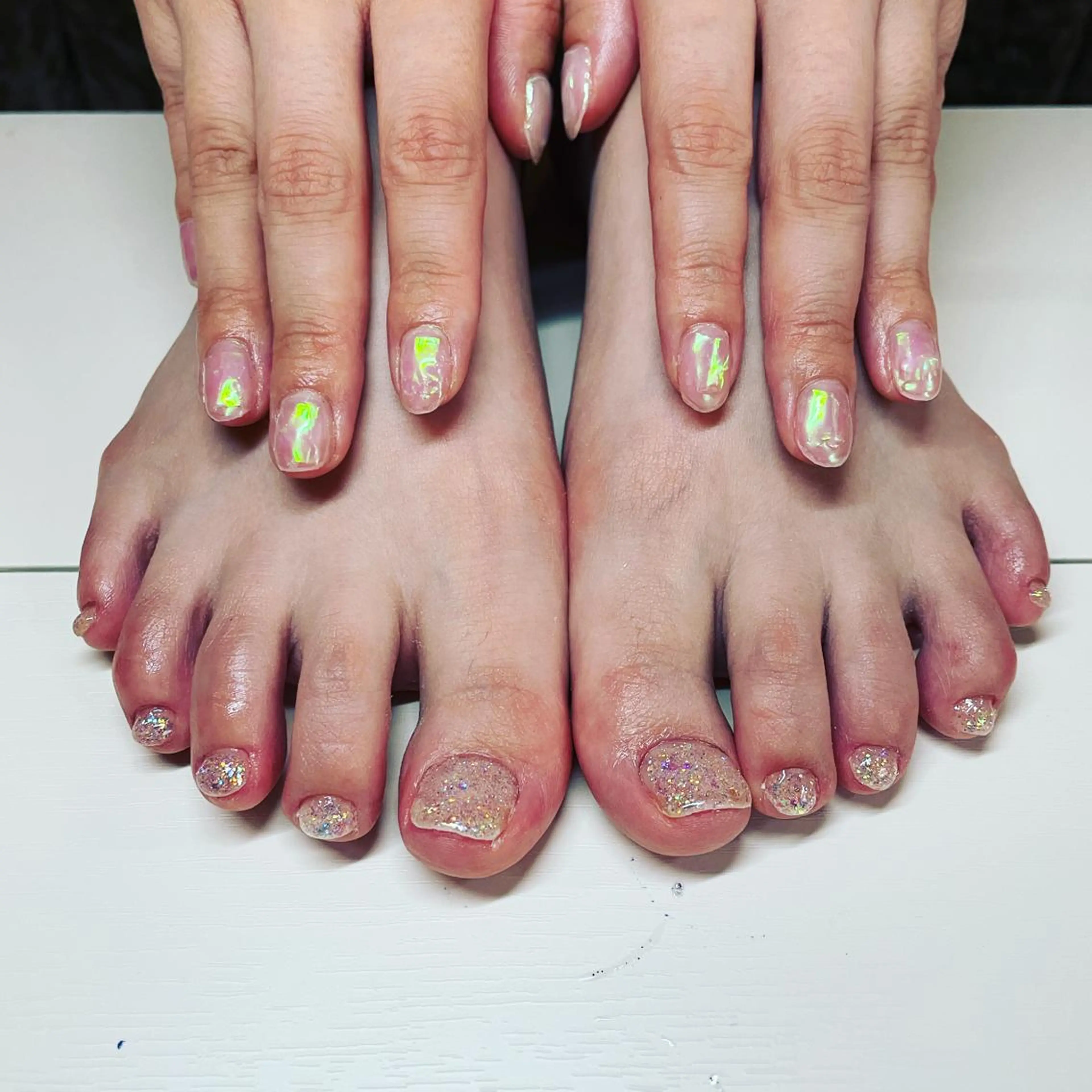 ネイル ハンドネイル フットネイル CRAZY NAILのネイルデザイン