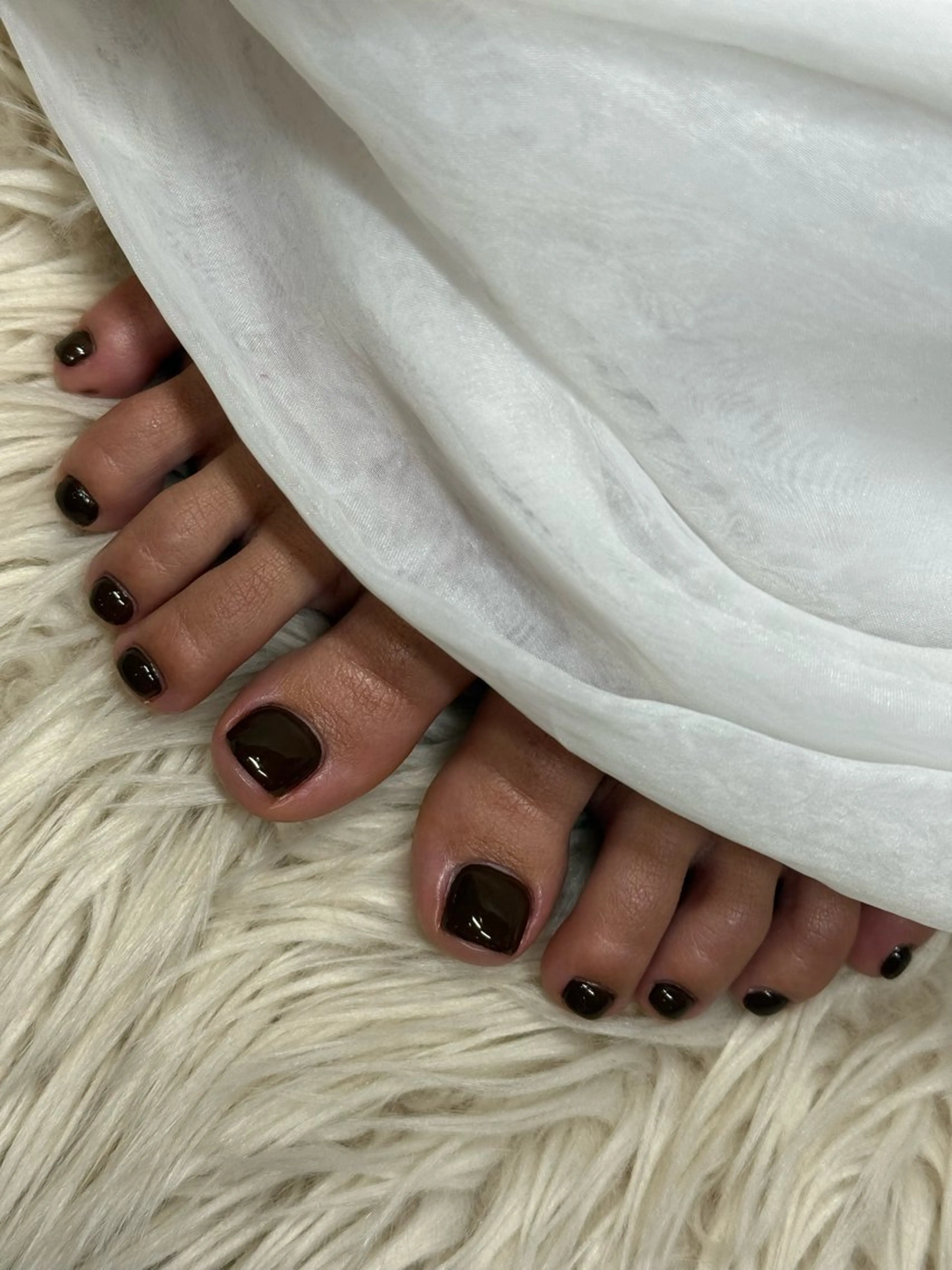 ネイル フットネイル ワンカラーネイル シンプルネイル IGU-Ta nail所属・IGU-TaNail Asamiのネイルデザイン