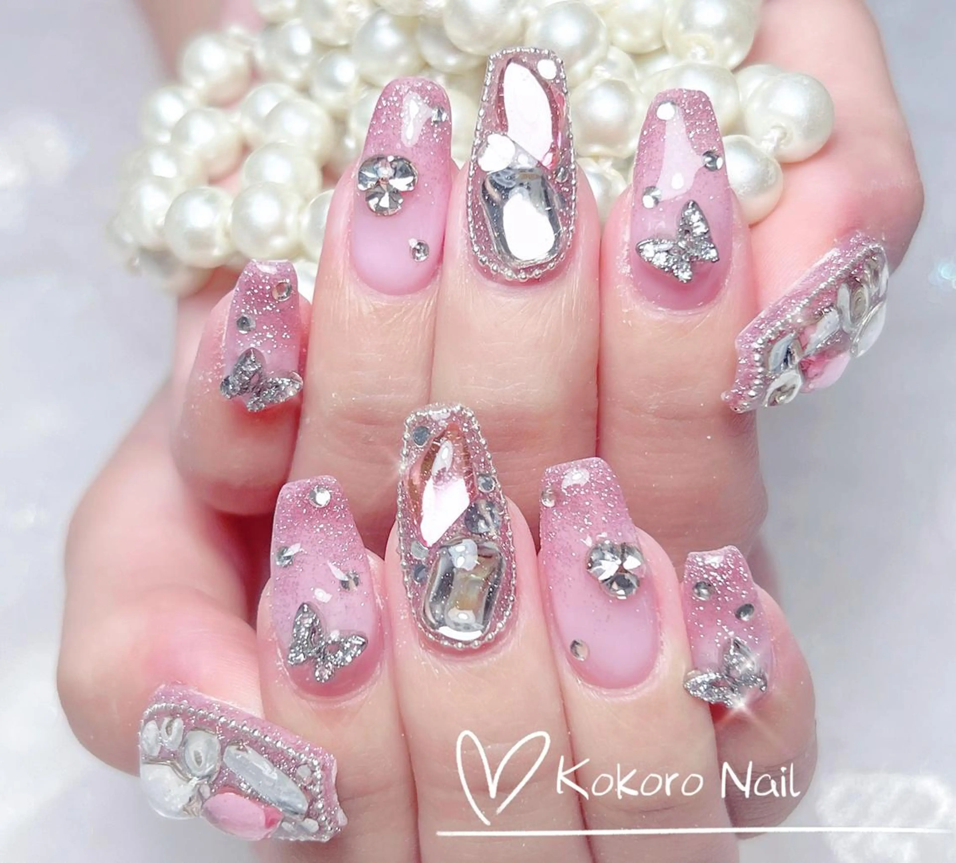 ネイル ハンドネイル ハンドケア 🎀ナナ 🎀のネイルデザイン