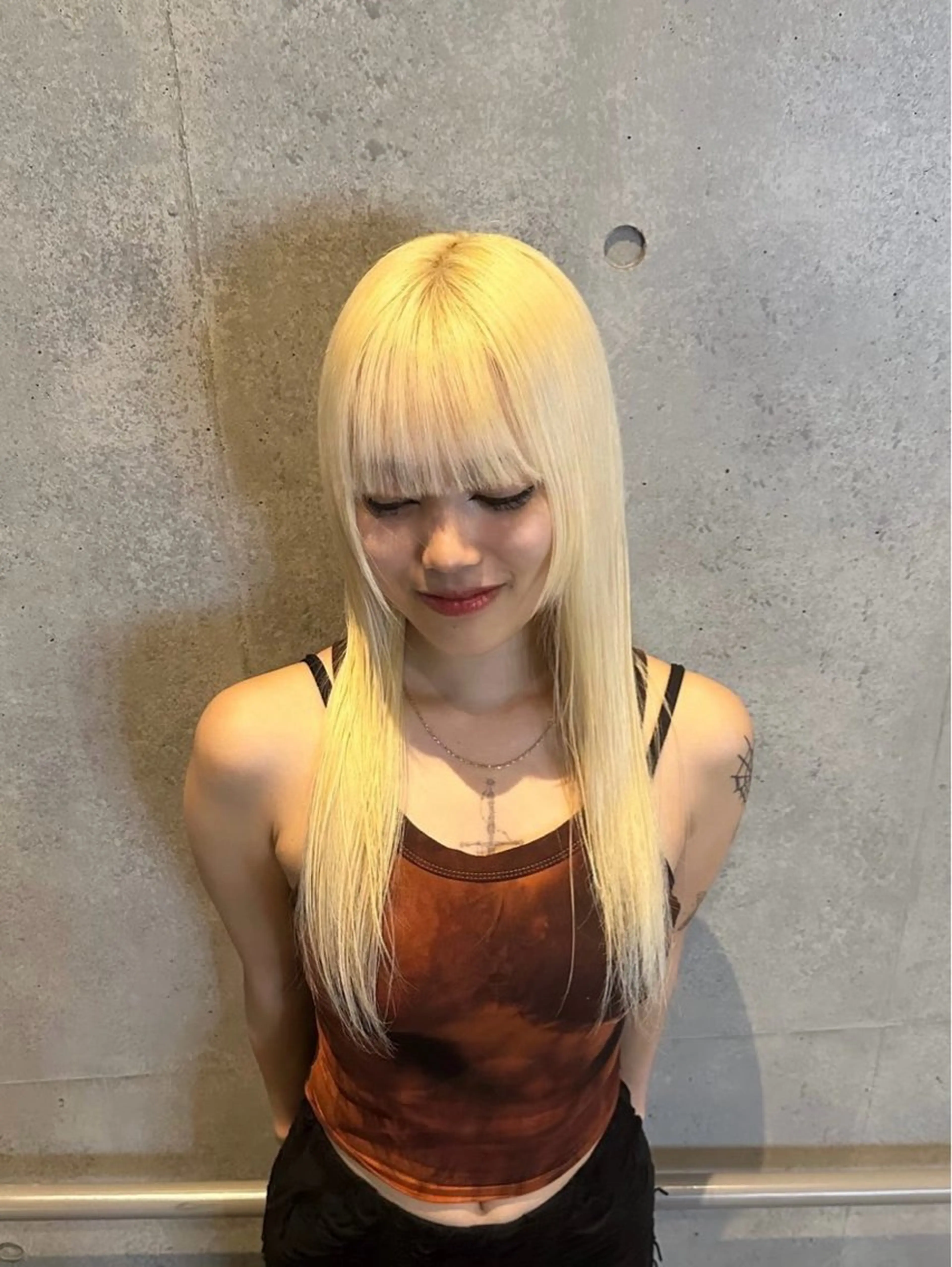 ロング カラー ヘアカラー 垢抜け水光肌カラー kira🌛のヘアスタイル