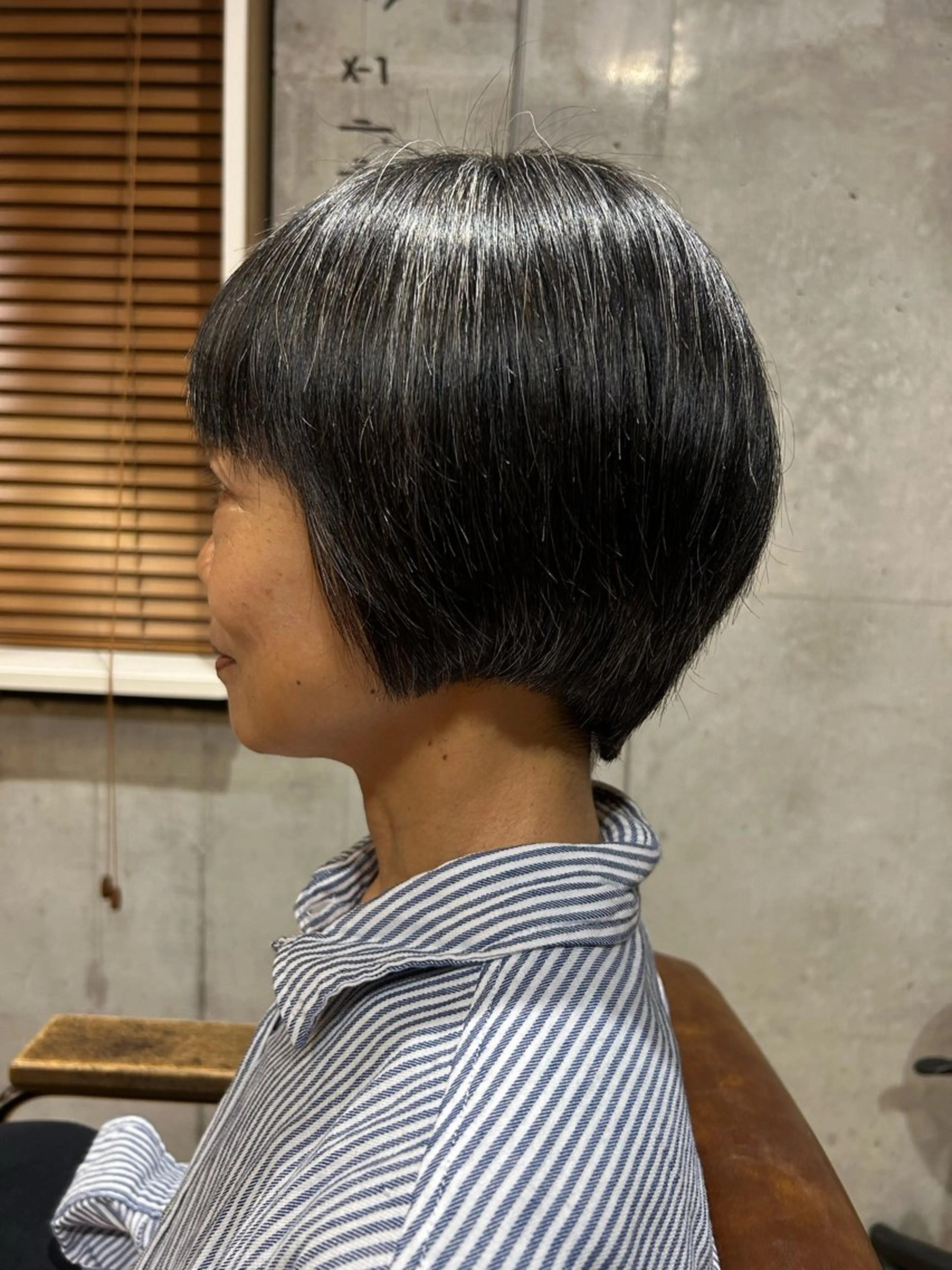 ショート インナーカラー ✂️櫻井海星のヘアスタイル