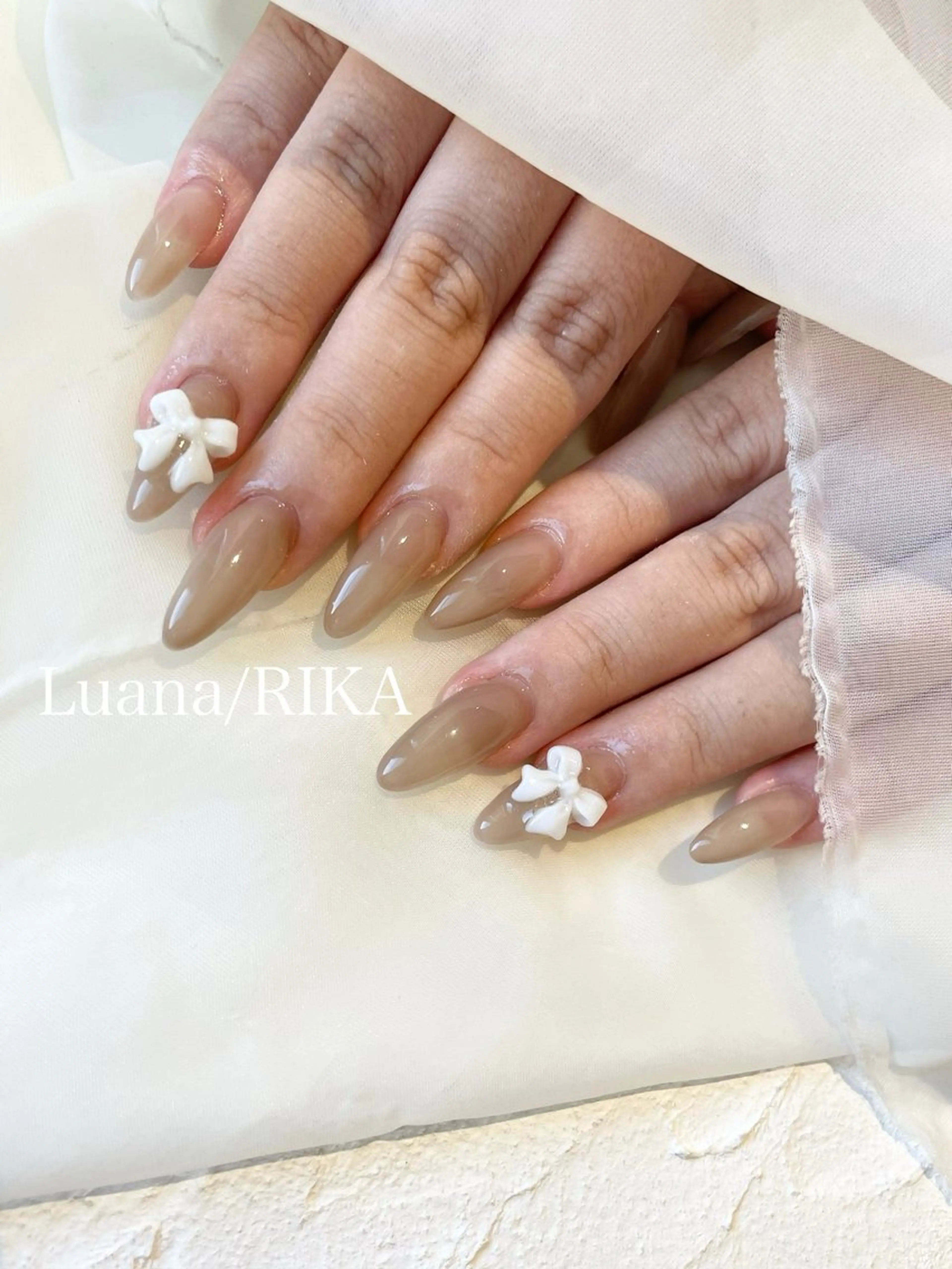 ネイル リボン ハンドネイル Nail Salon Luana Rikaのネイルデザイン