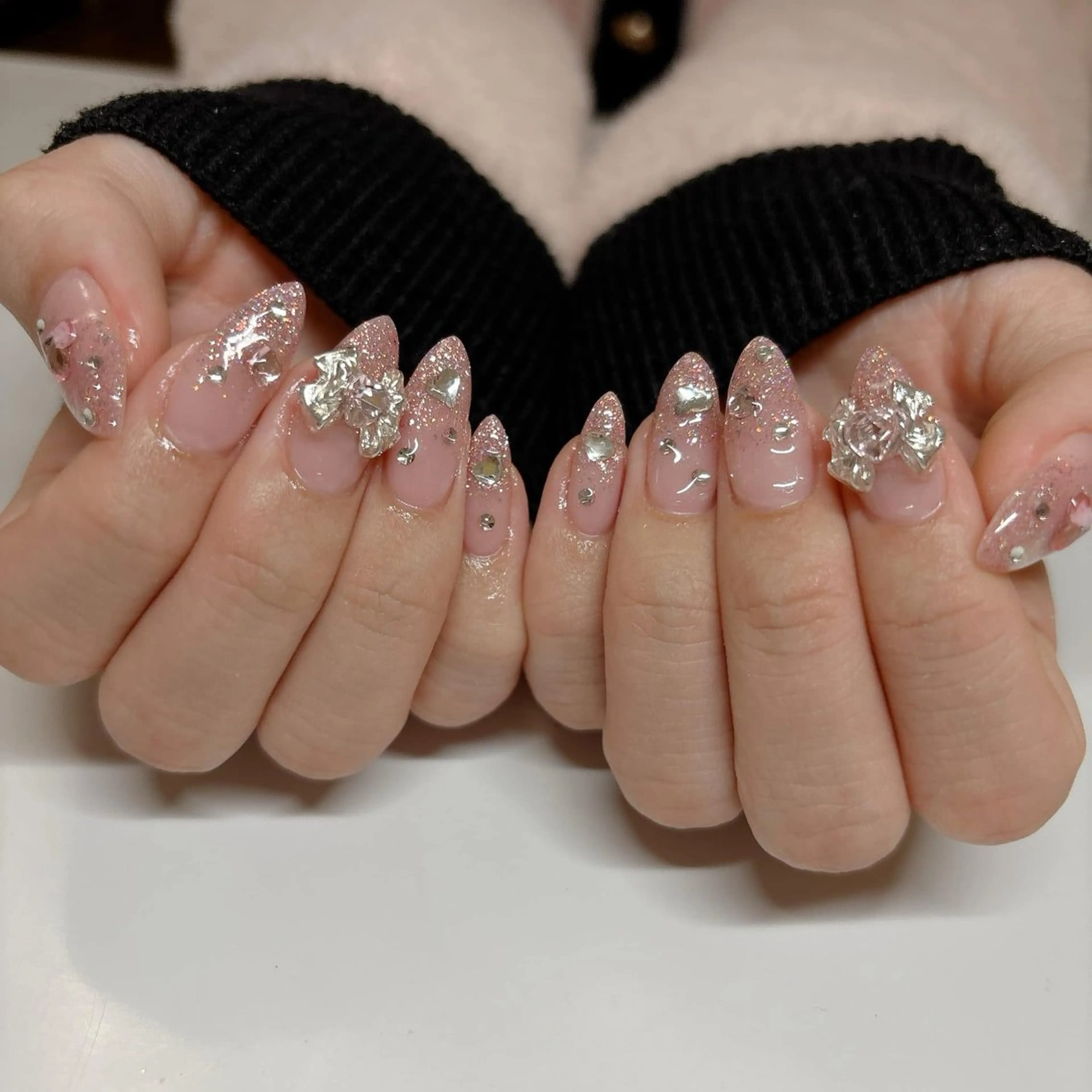 ネイル ハンドネイル HIN NAILのネイルデザイン