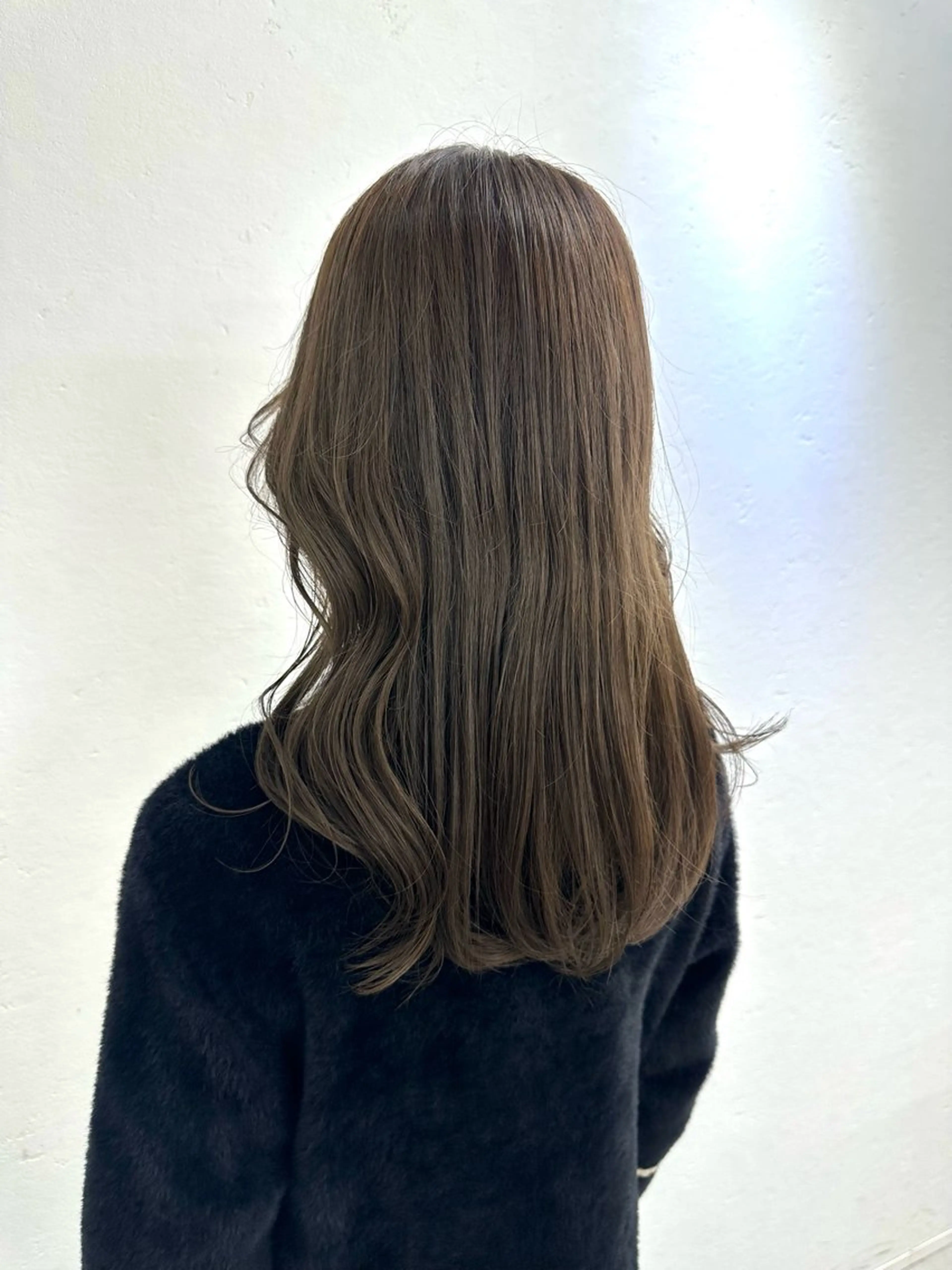 ロング カラー カット ヘアカラー トリートメント レイヤー 顔周り グレージュ/添田晃基のヘアスタイル
