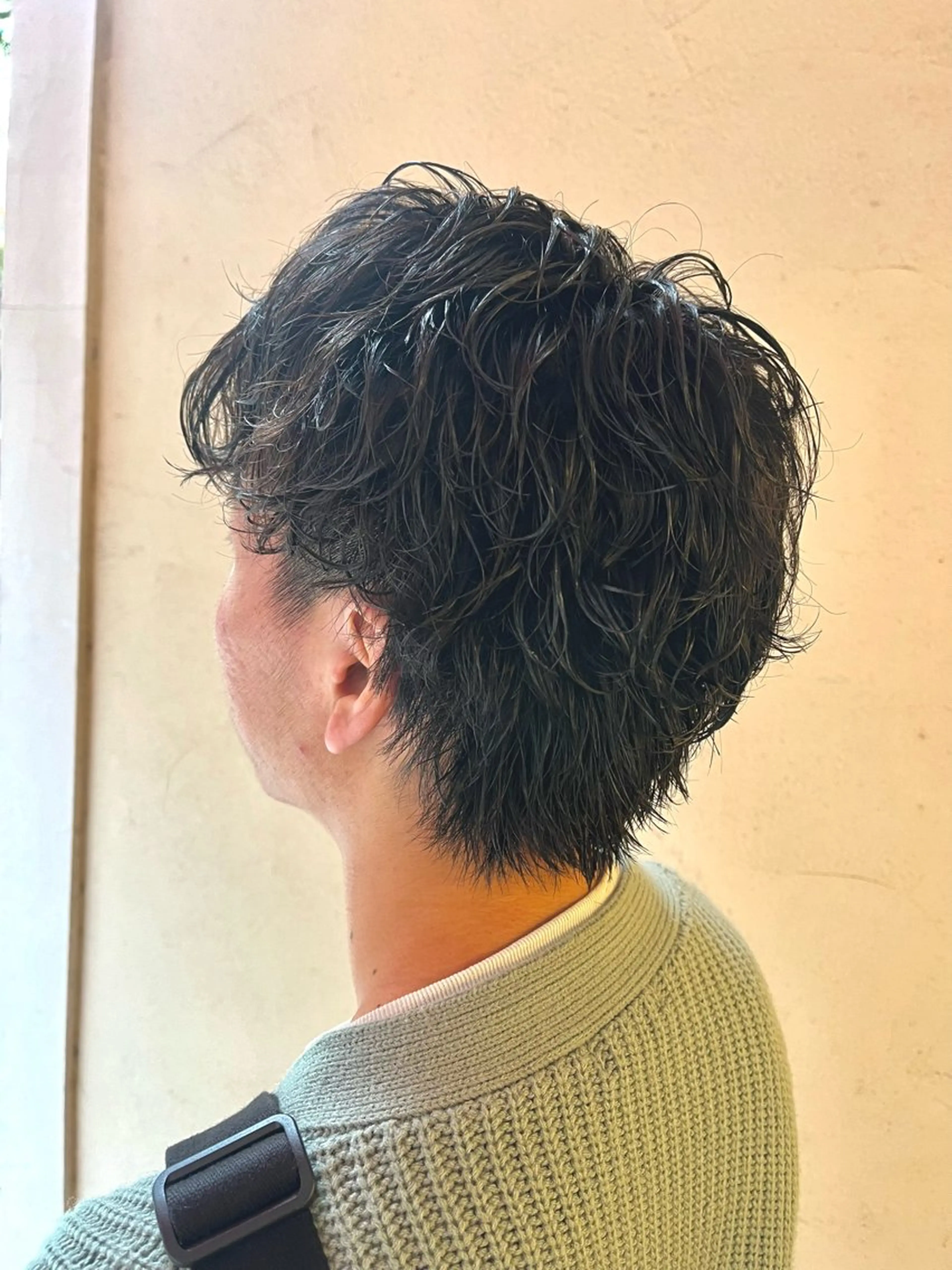 ショート パーマ メンズ マッシュ メンズパーマ スパイラルパーマ カット パーマ メンズパーマ特化 外山　健太のヘアスタイル