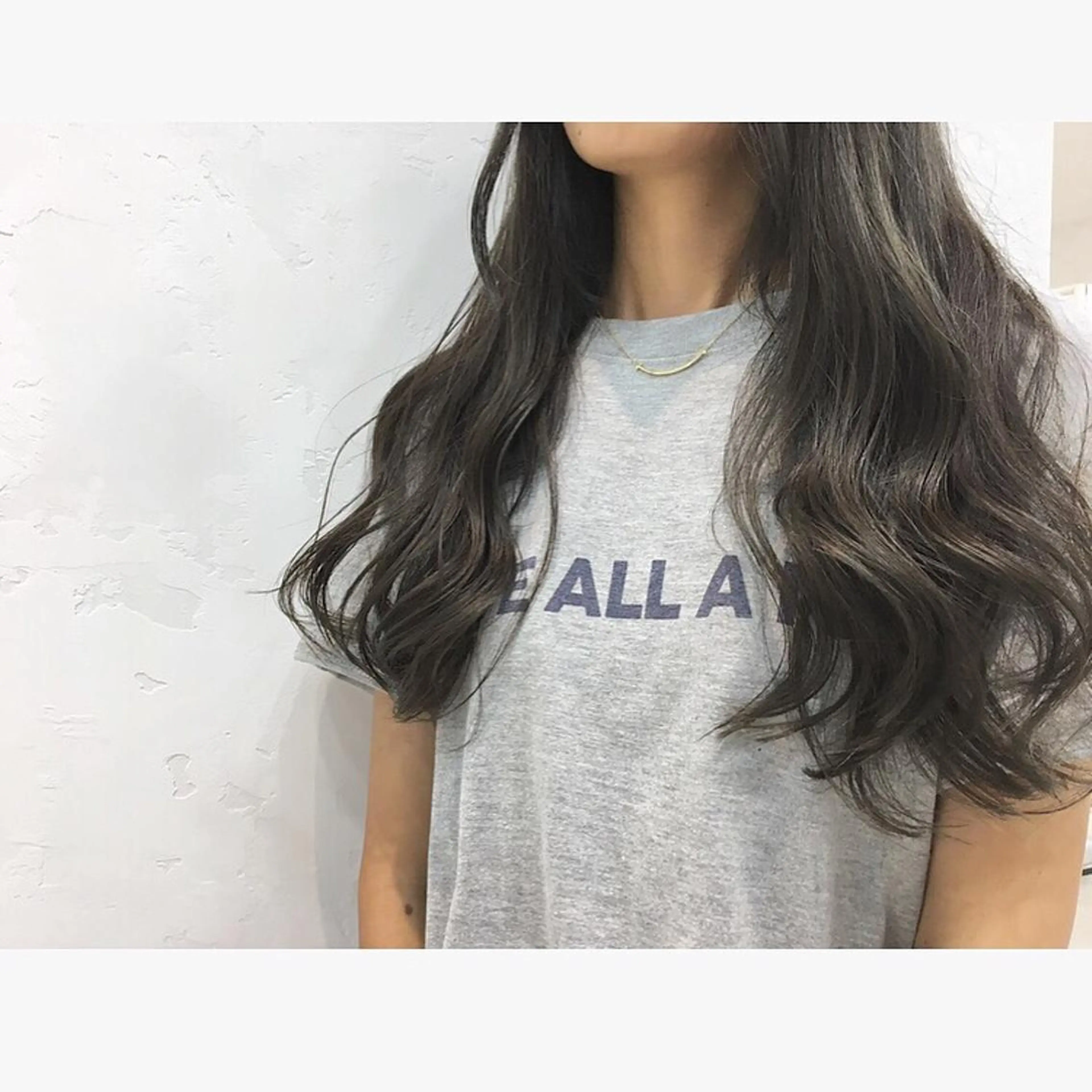 ロング アッシュ アッシュグレー アッシュグレージュ 鈴木 翔梧のヘアスタイル