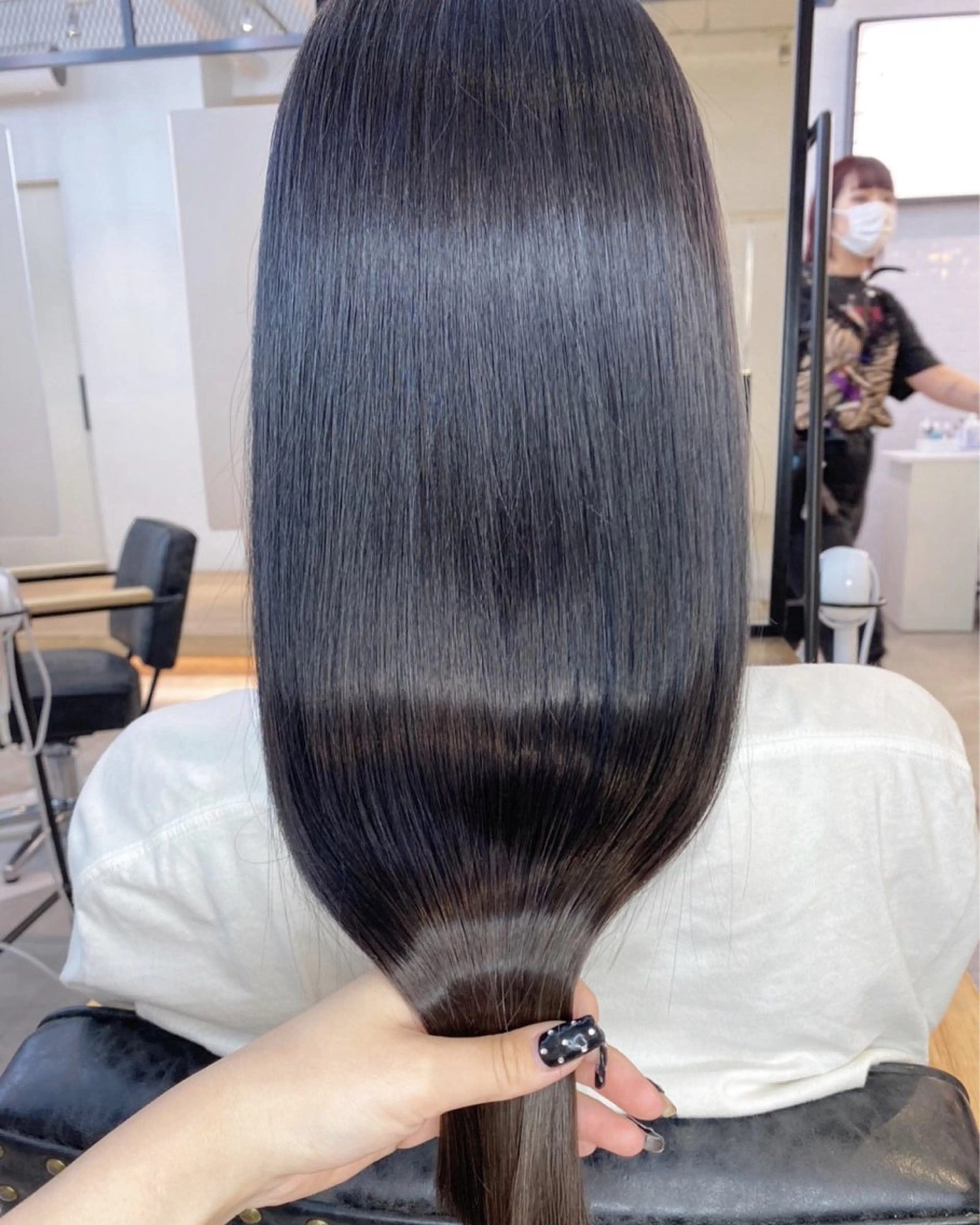 ロング 縮毛矯正 韓国風艶カラー 🇰🇷🩶/REIのヘアスタイル