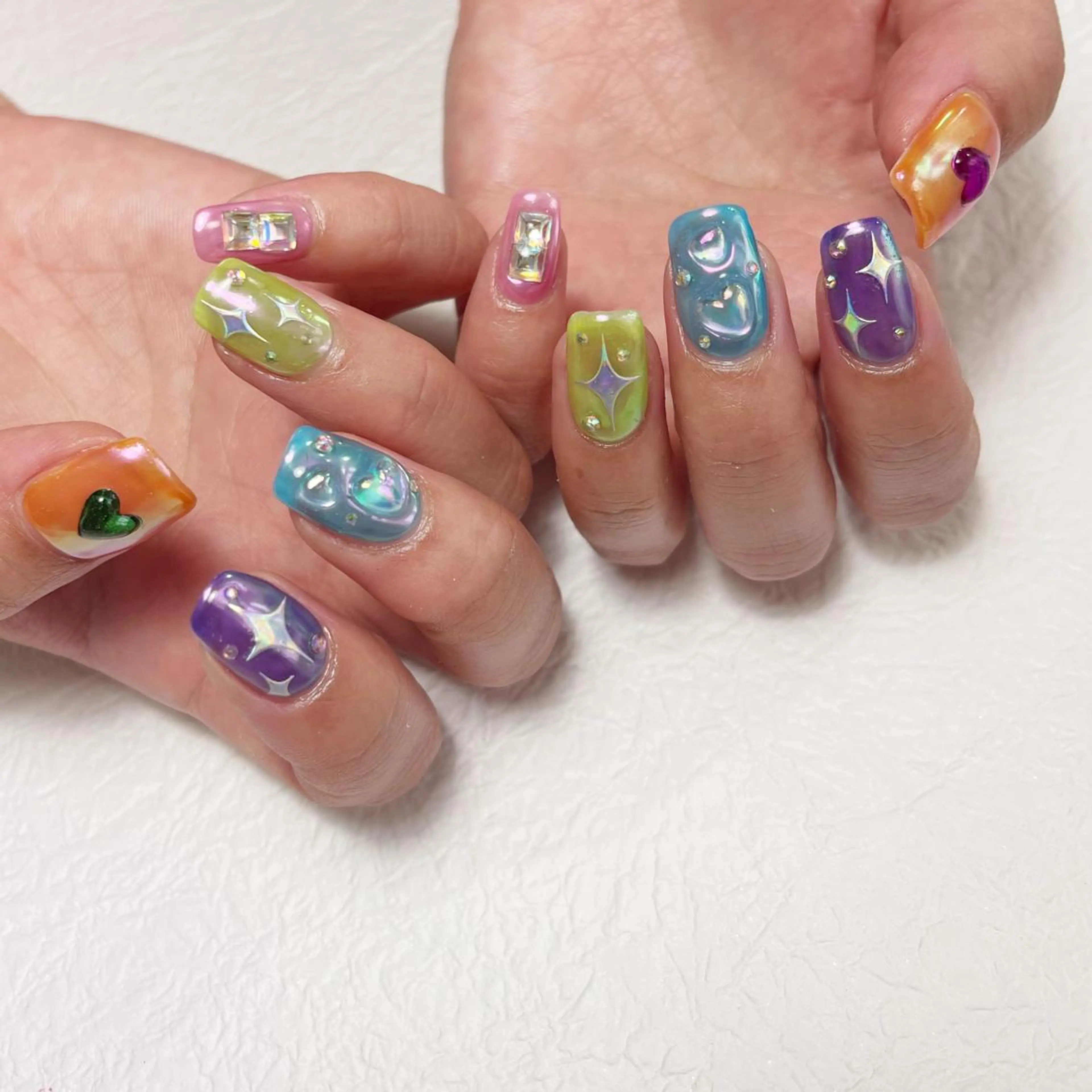 ネイル アートネイル オーロラネイル フットネイル ジェルネイル キラキラネイル Y nail なんば堀江店のネイルデザイン