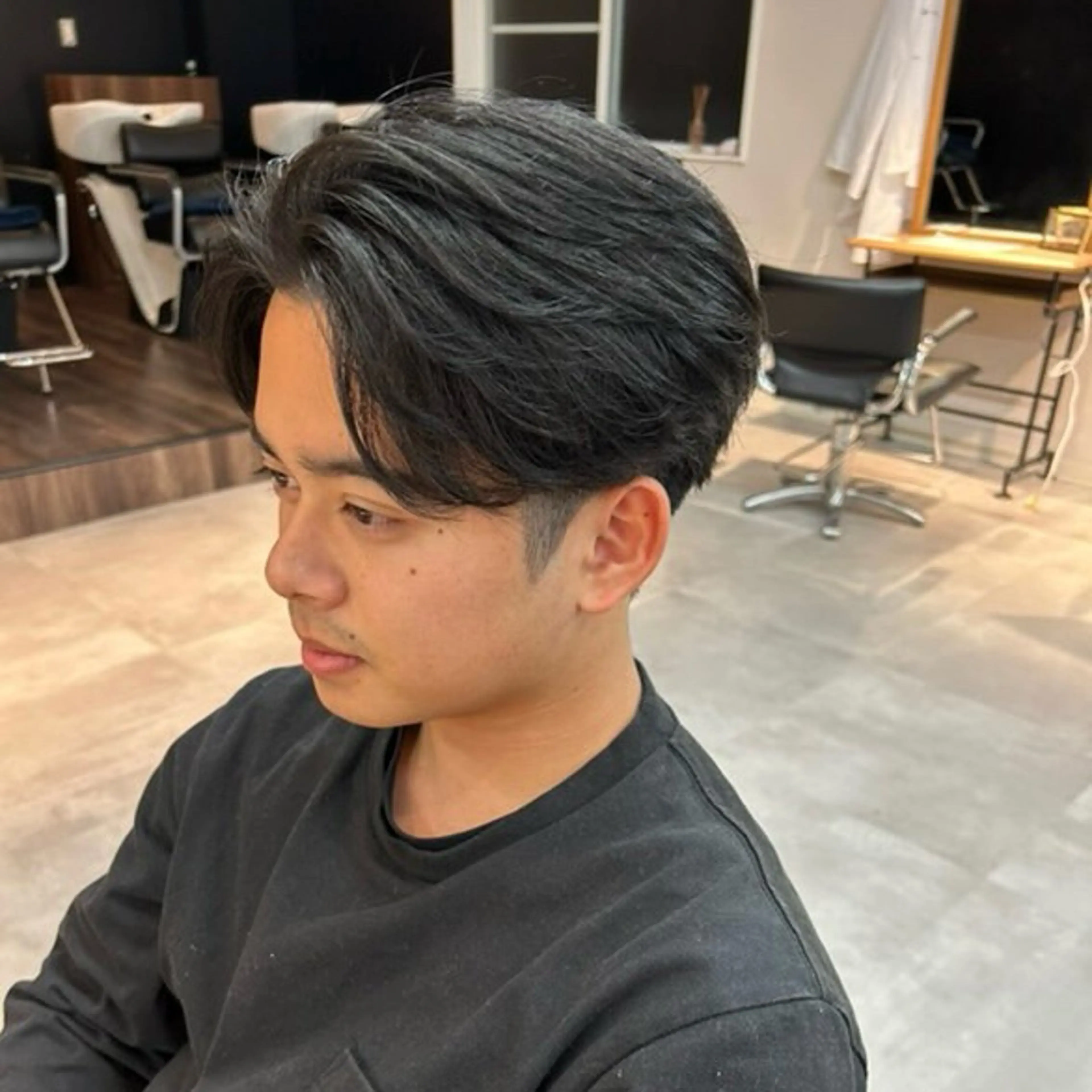 メンズ フェザーパーマ カルマパーマ メンズ韓国風 メンズパーマ メンズショート カット 【メンズ韓国ヘア】 千葉駅/関のヘアスタイル
