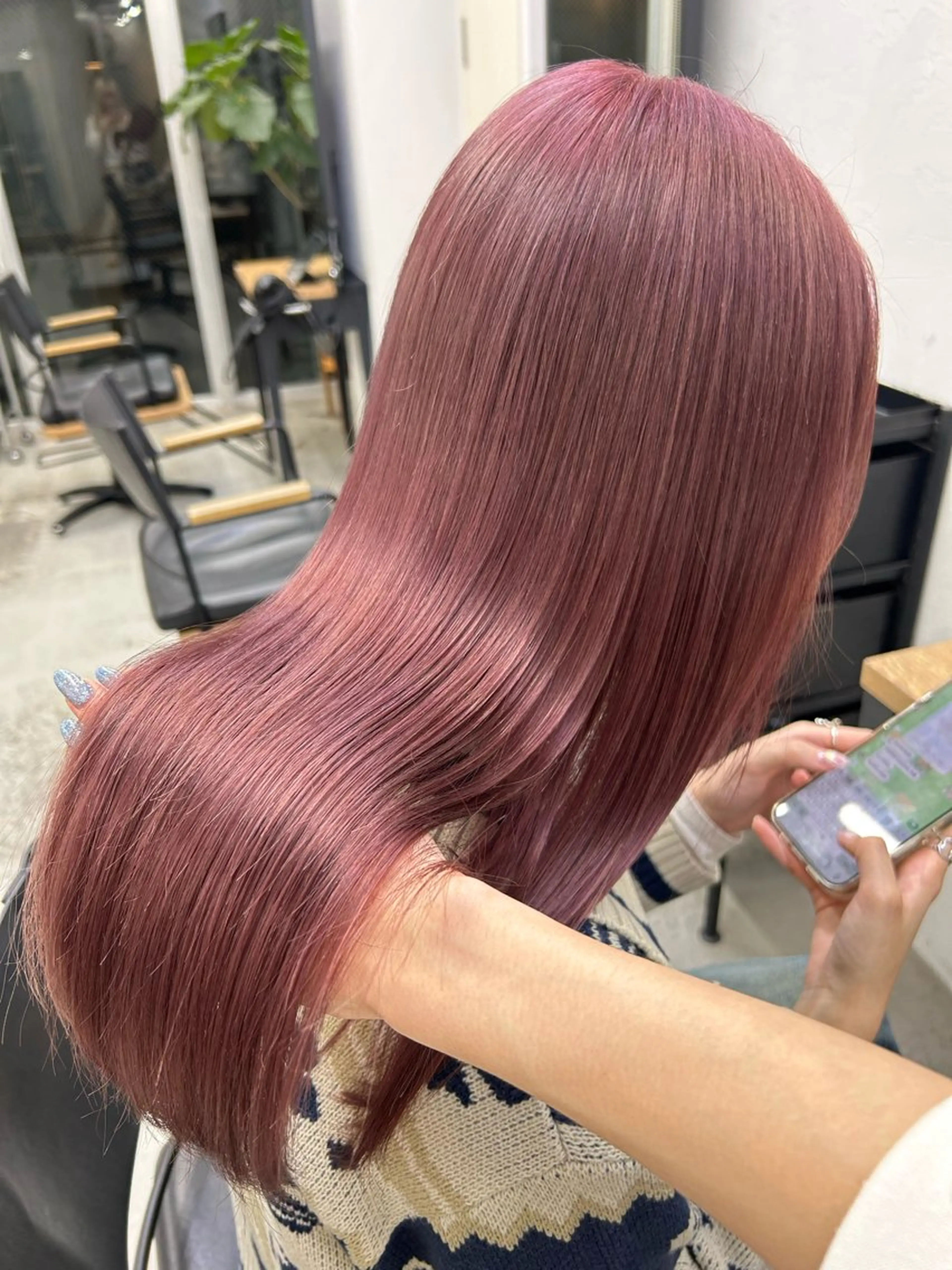 ロング カラー ベージュカラー ピンクカラー ピンクベージュ カット ヘアカラー トリートメント 🧸艶々韓国ヘア 🧁mizunaのヘアスタイル