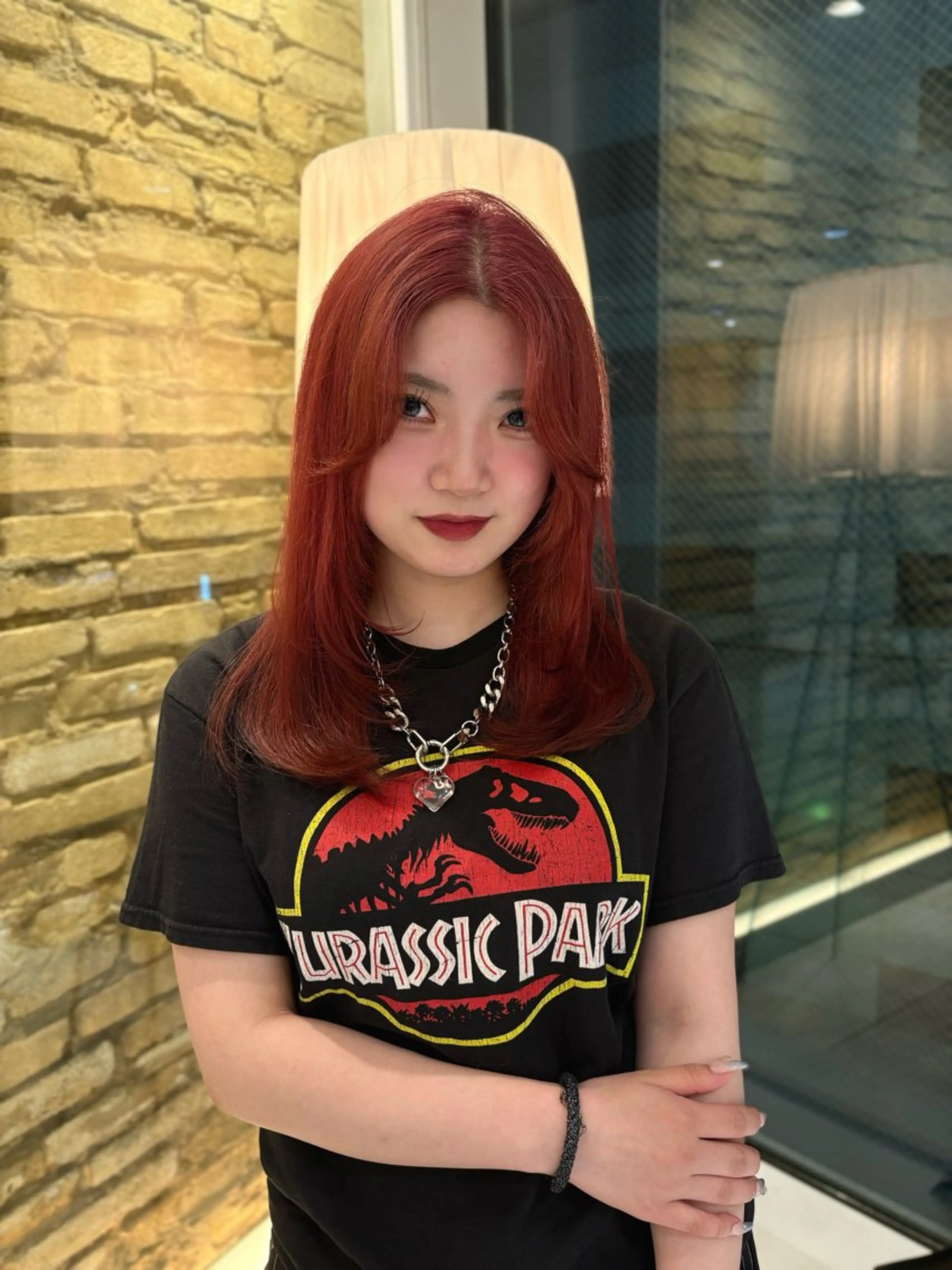 セミロング hair make BEHIVE ichibancho AVEDA所属・渡邉  日向子 ・レイヤー、縮毛矯正のヘアスタイル