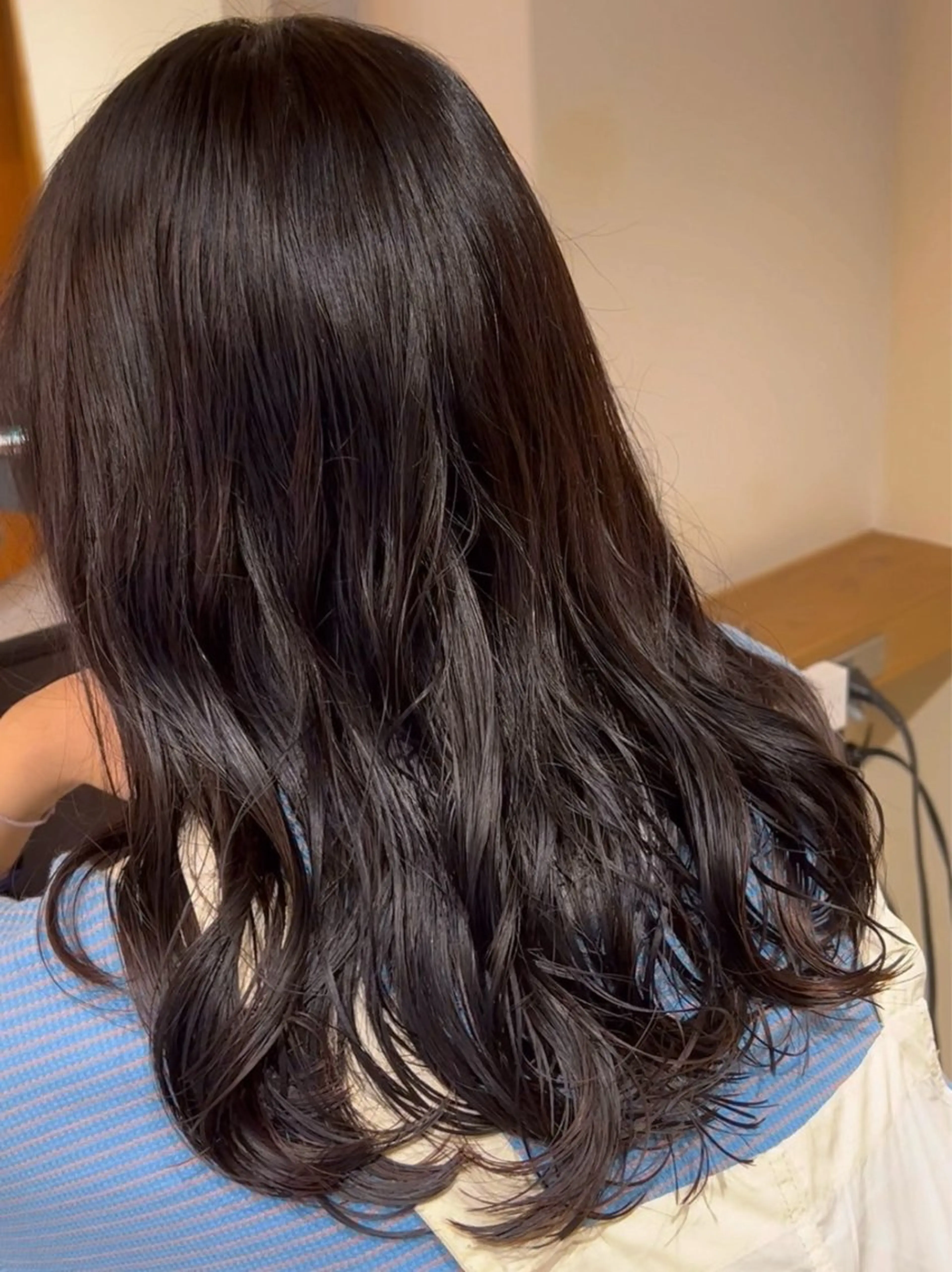 ロング カット パーマ Miku 🦔 / ヘアアレンジのヘアスタイル