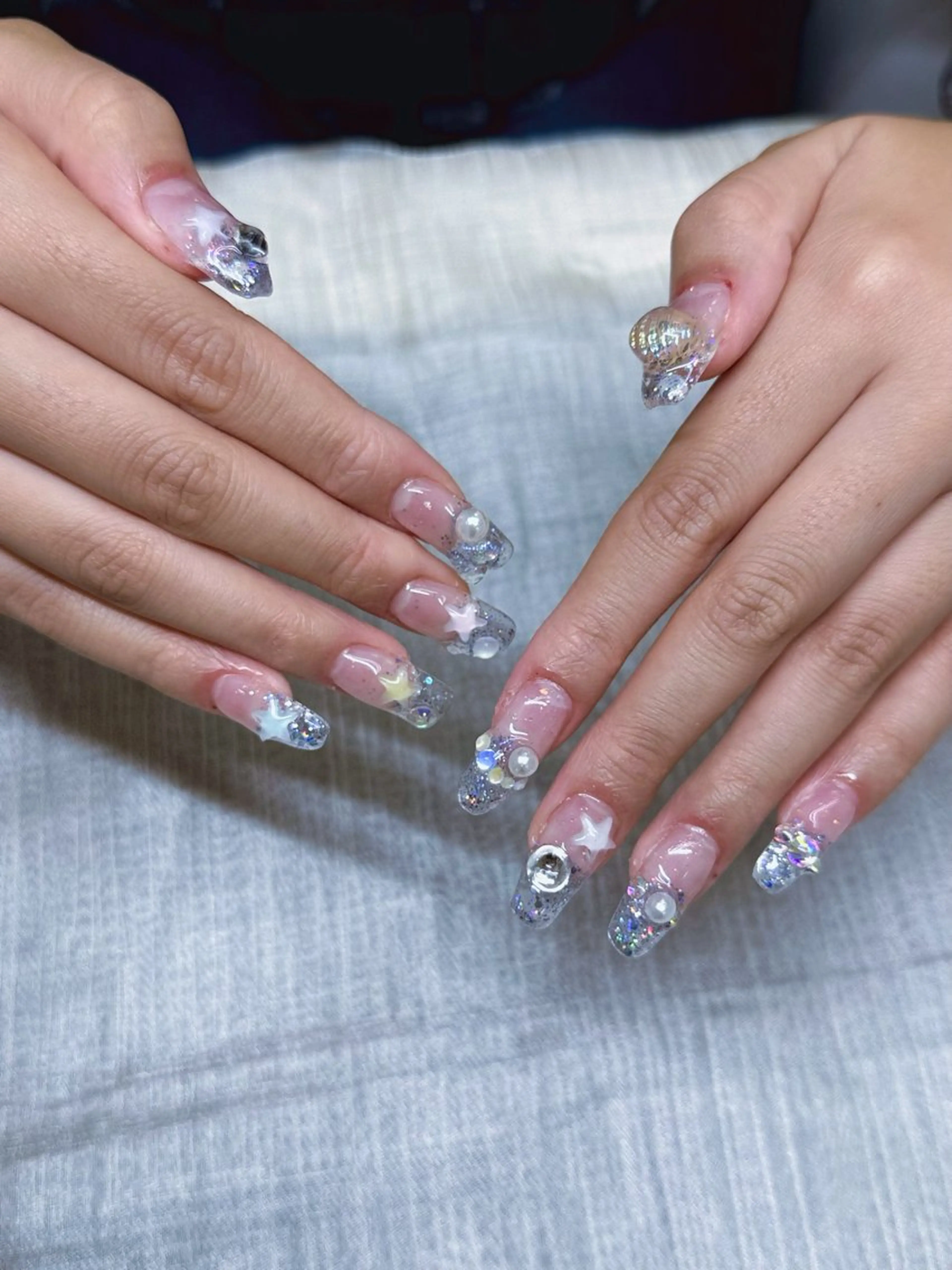 ネイル ハンドネイル R nailsalon所属・Rネルサイン よ よのネイルデザイン