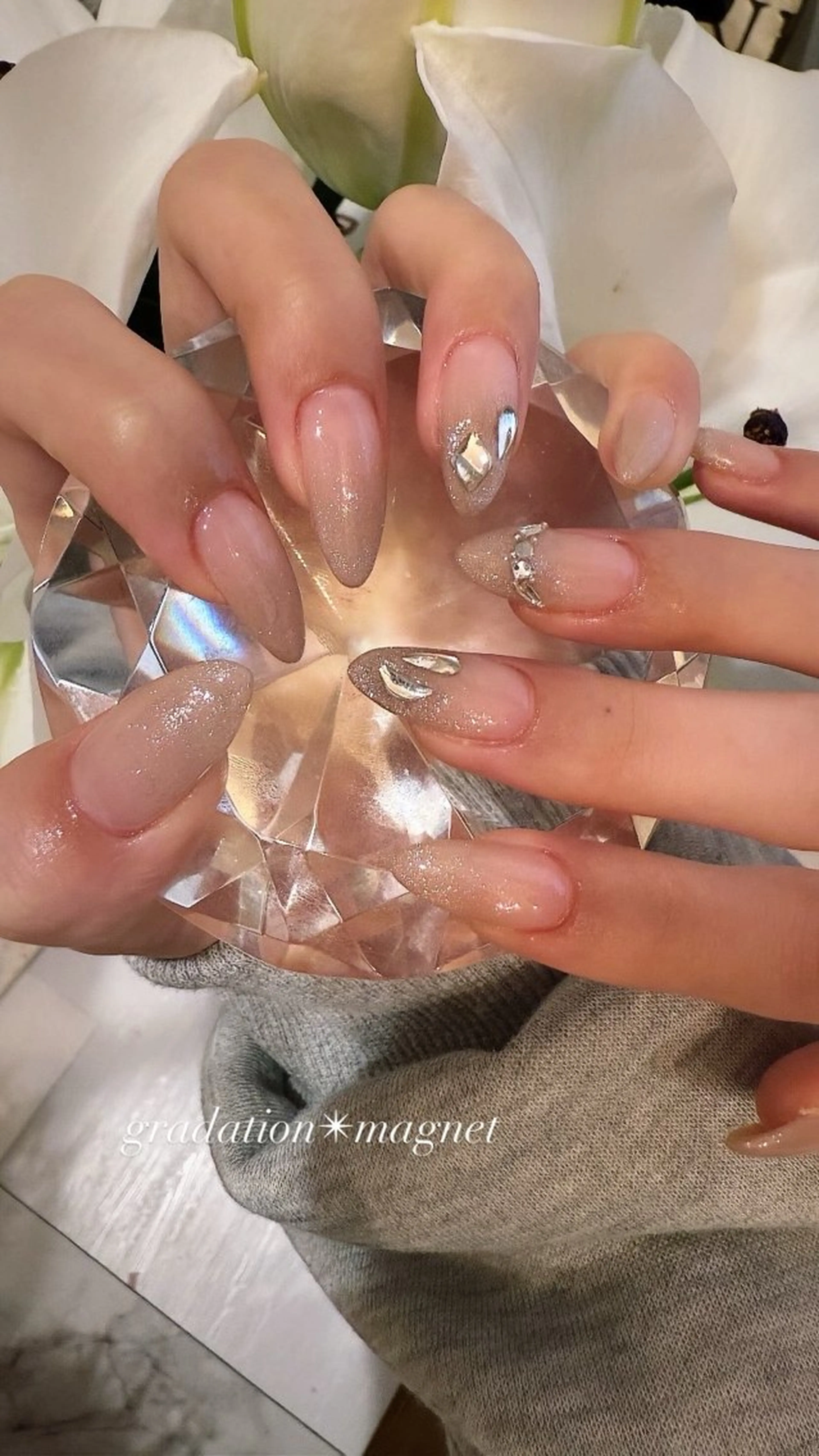 ネイル ハンドネイル crystal ⭐︎ colorのネイルデザイン
