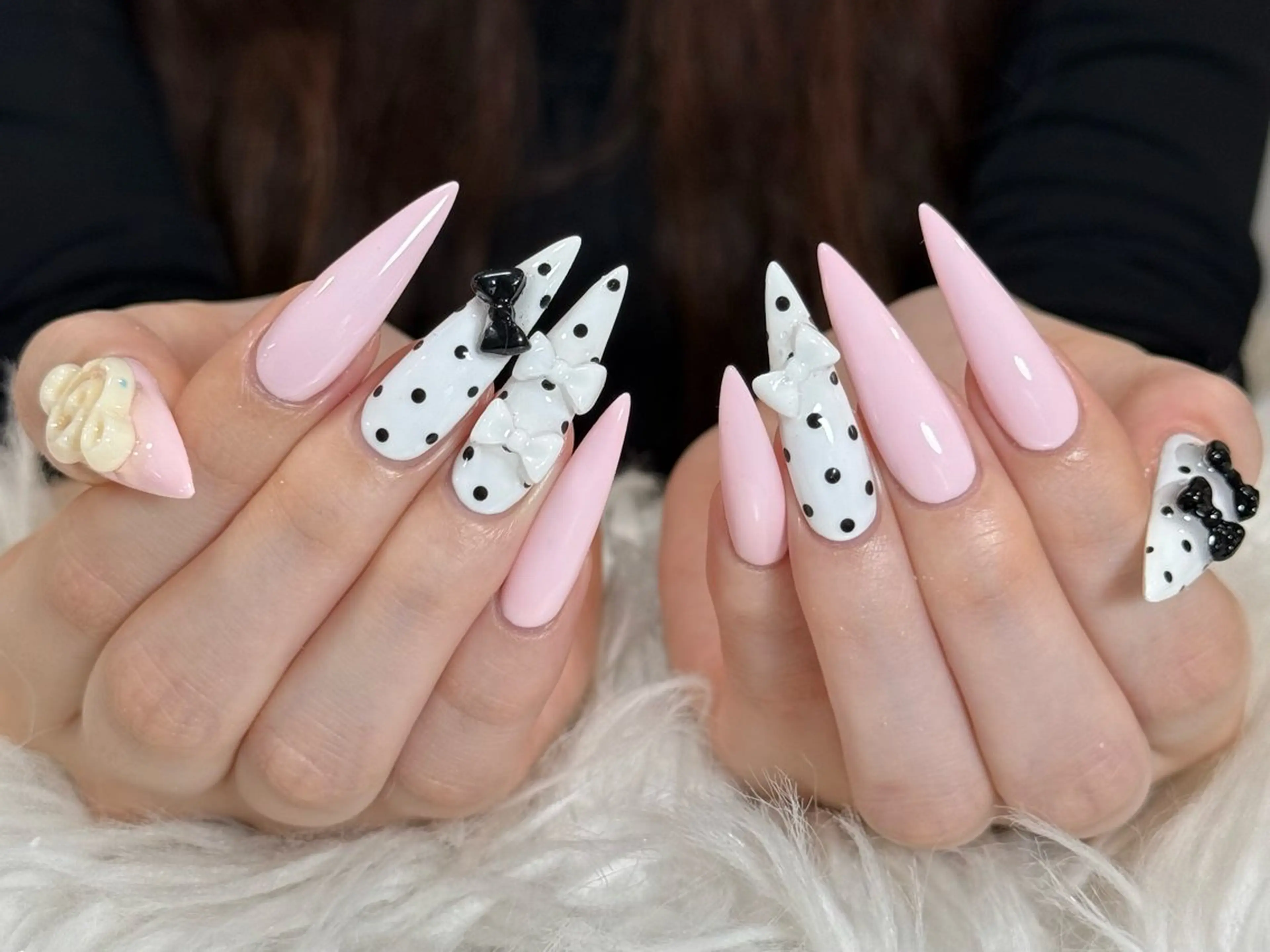 ネイル ボルドー ブラウン チークネイル ドット フットネイル ハンドネイル Julli nail所属・Julli ジュリのネイルデザイン