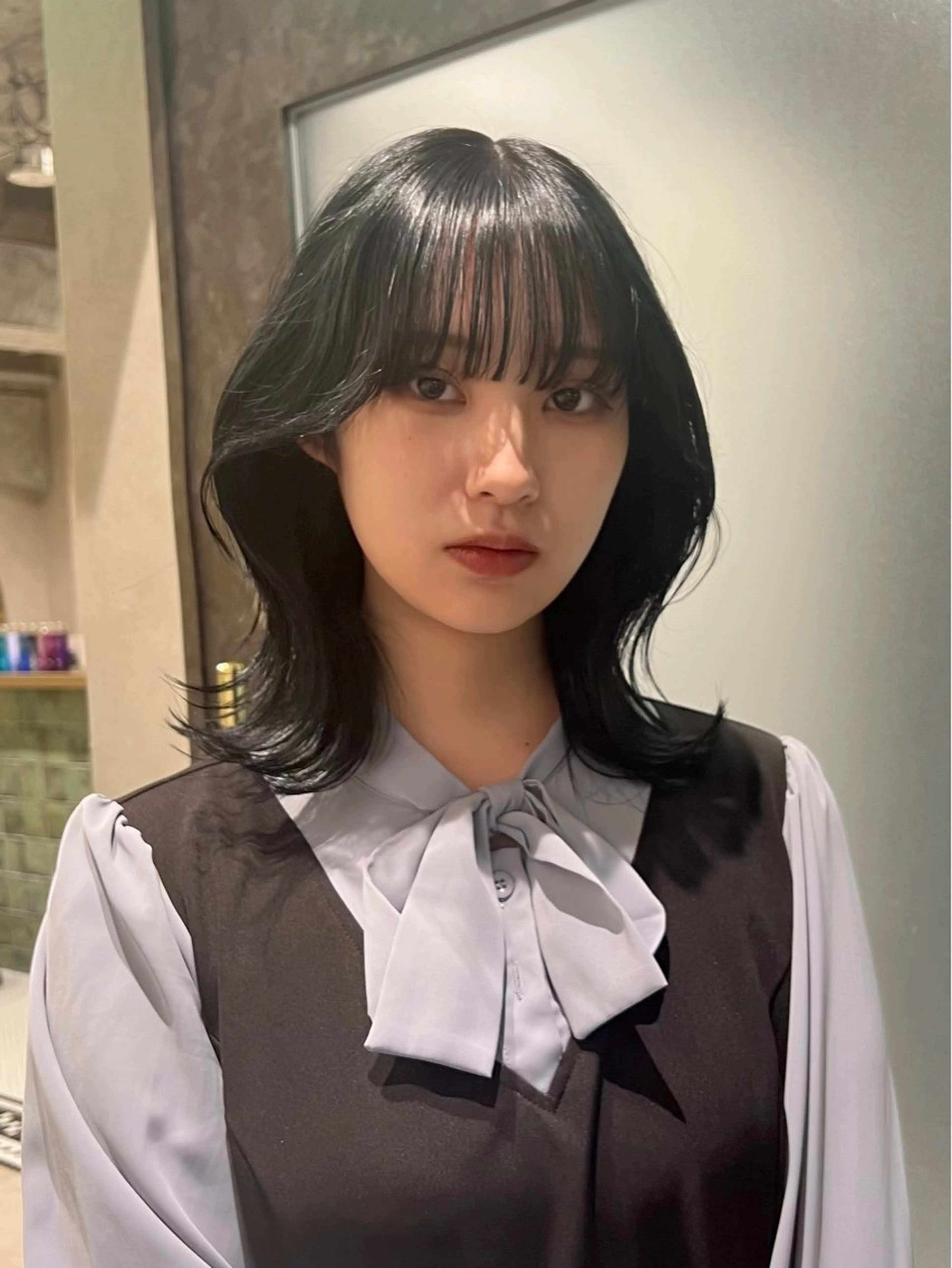セミロング ヘアセット 韓国風艶カラー 🇰🇷🩶/REIのヘアスタイル