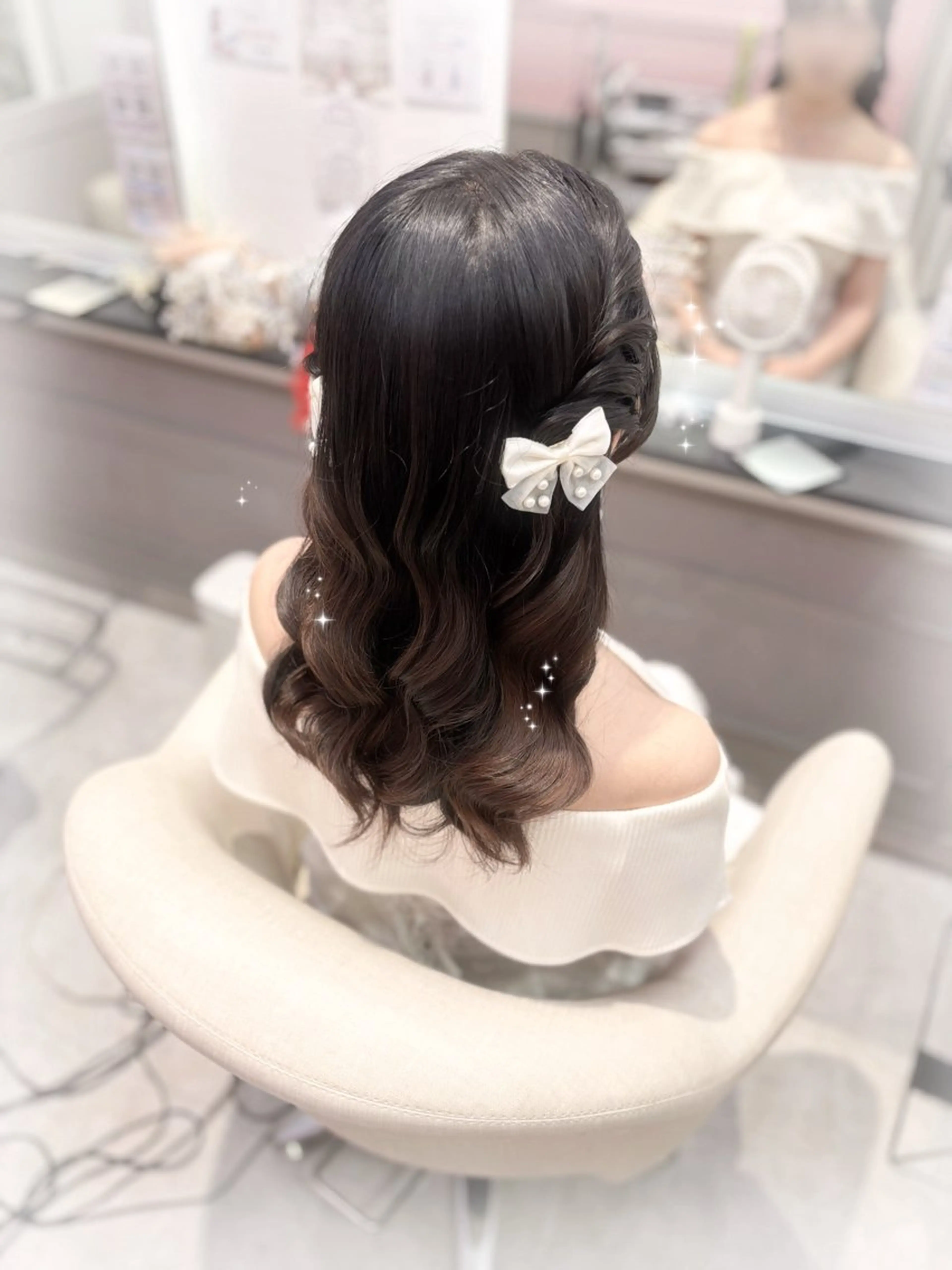 【16時以降】ねじりハーフツイン🩷の写真