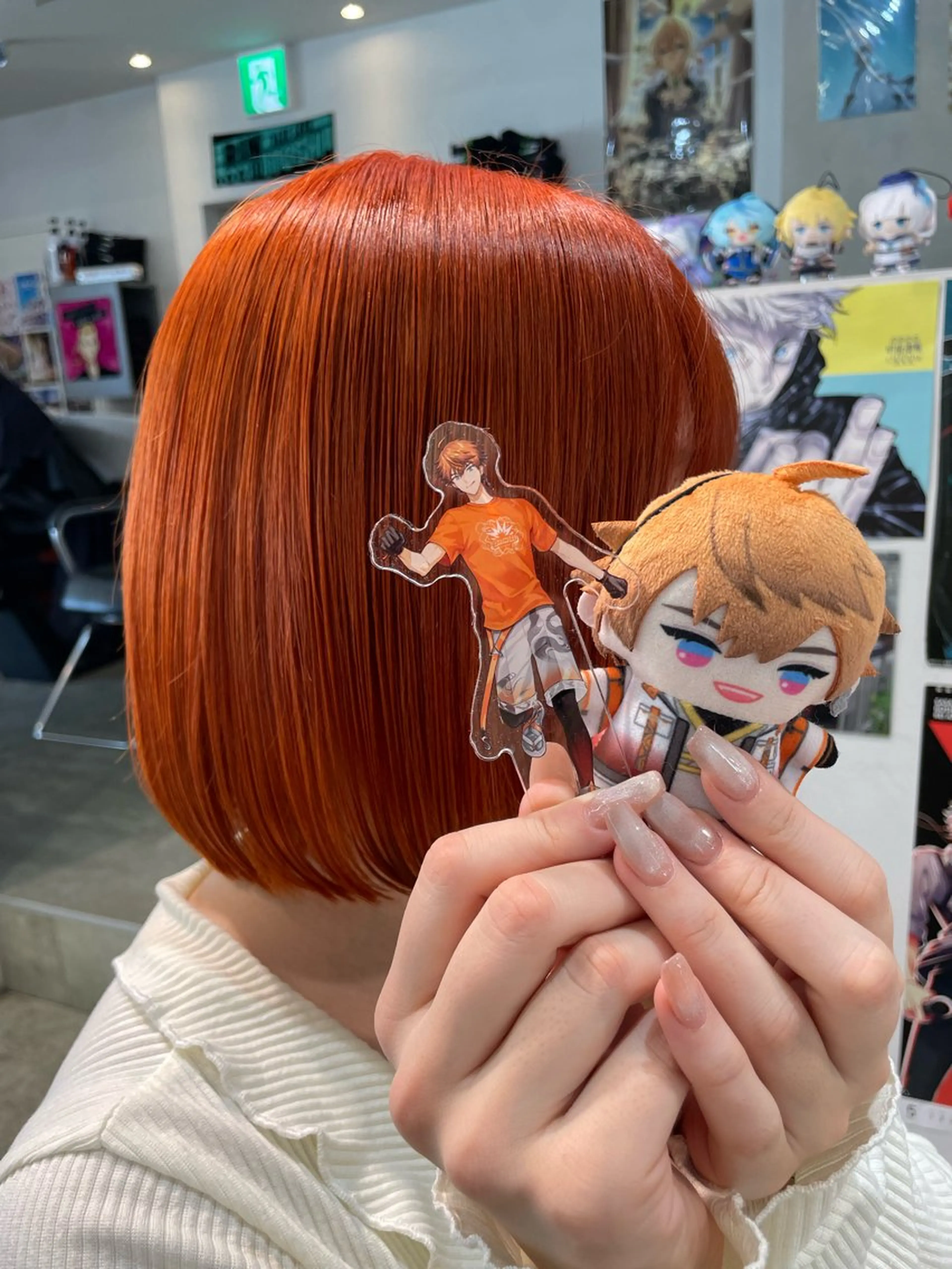 ミディアム カラー ブリーチ ケアブリーチ オレンジ ボブ ヘアカラー インナーカラー/推し ウルフ/アニメカラーのヘアスタイル