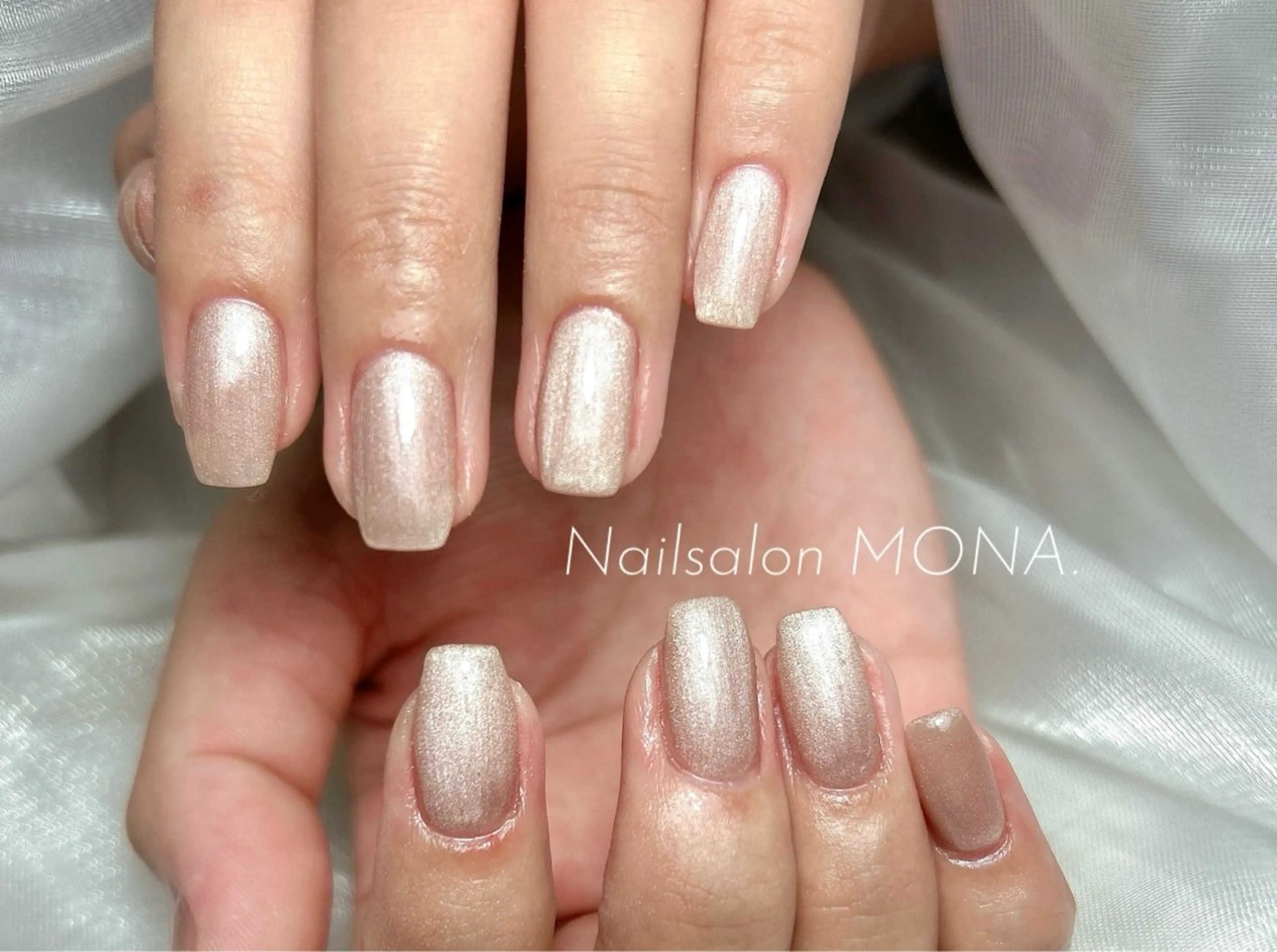 ネイル マグネットネイル オフィスネイル シンプルネイル Nailsalon MONA.のネイルデザイン