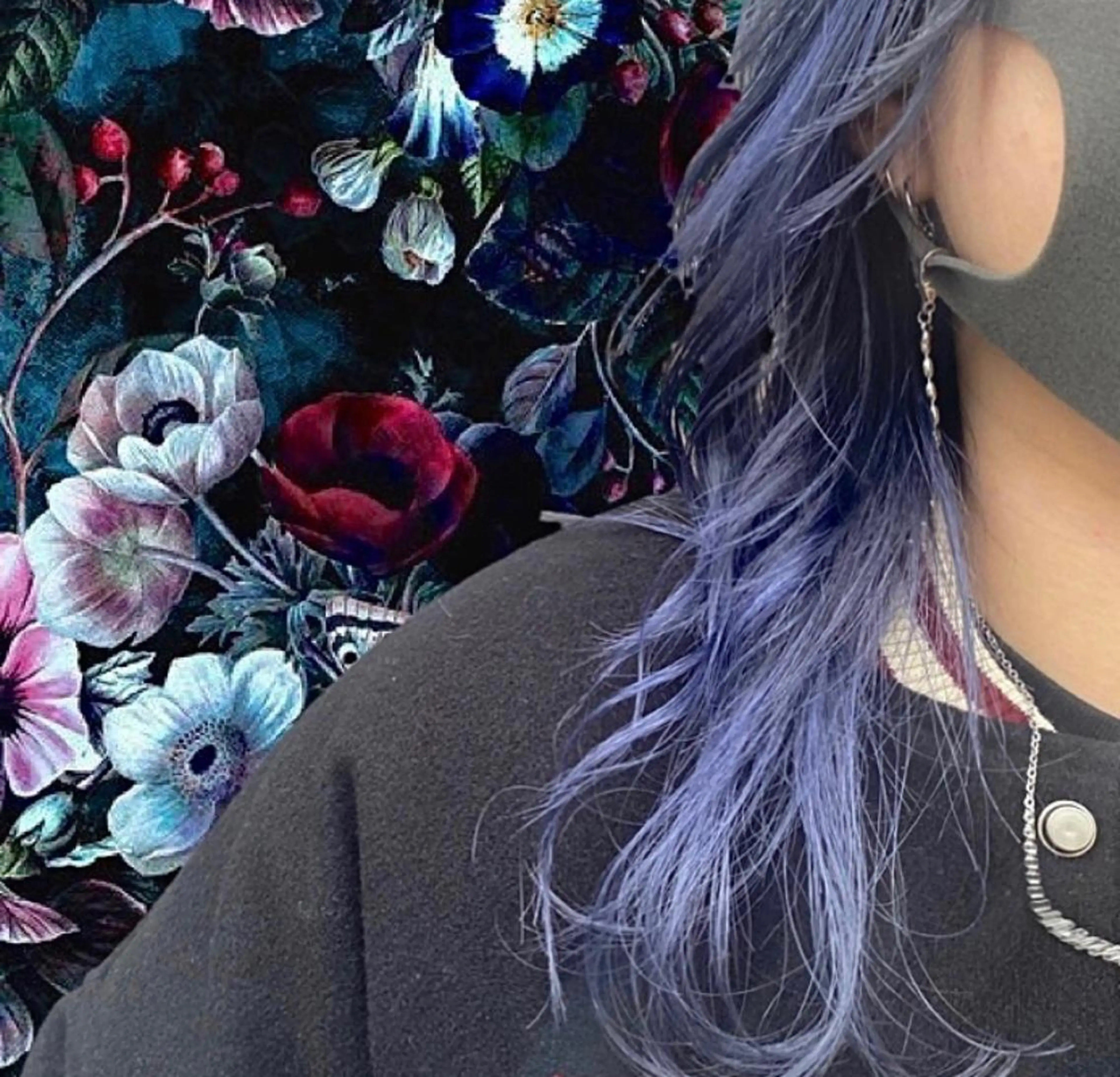 カラー ネイビーカラー hair salon dot.tokyo color所属・MANAMI 🥀ウルフカットのヘアスタイル