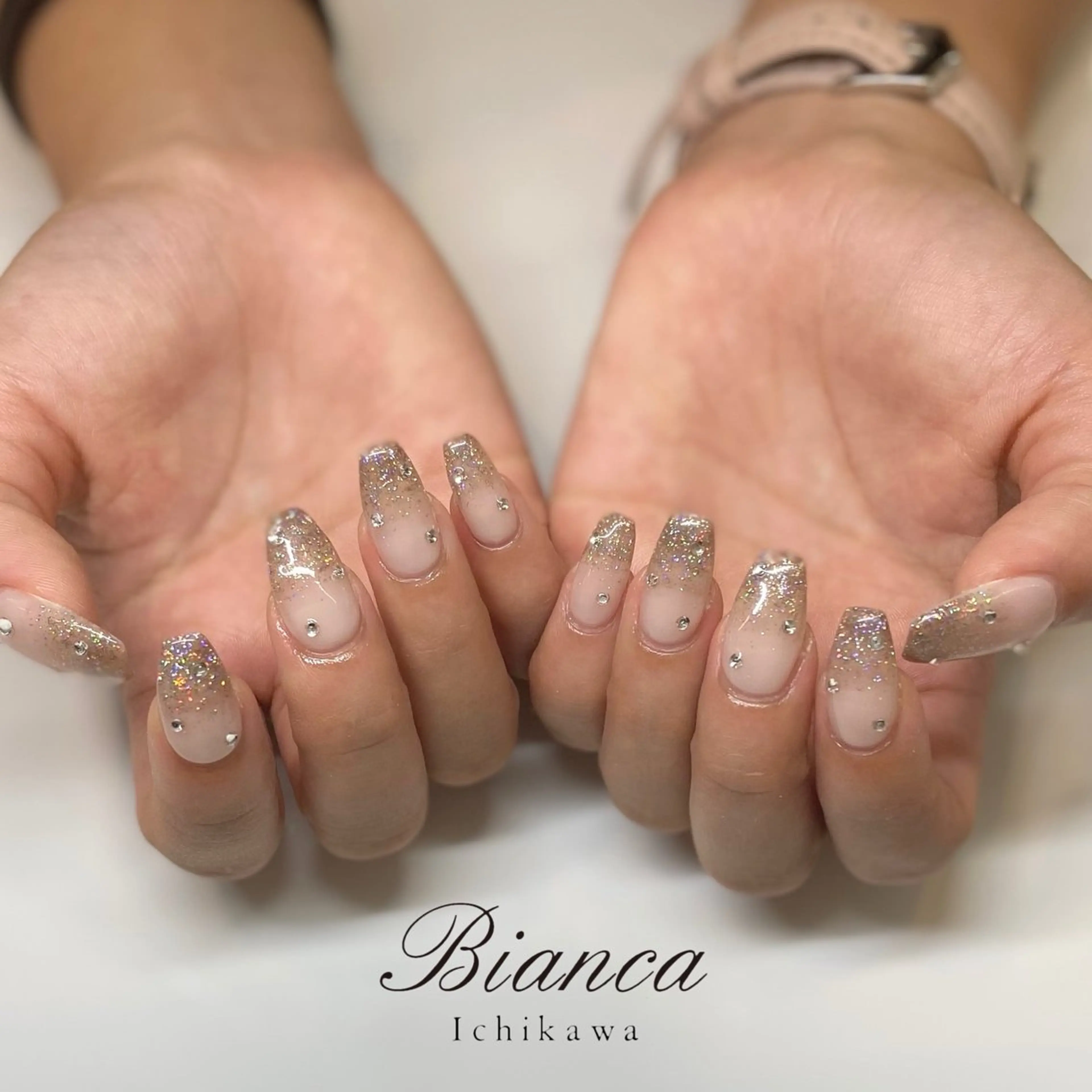 ネイル ハンドネイル Bianca 石井🎀のネイルデザイン