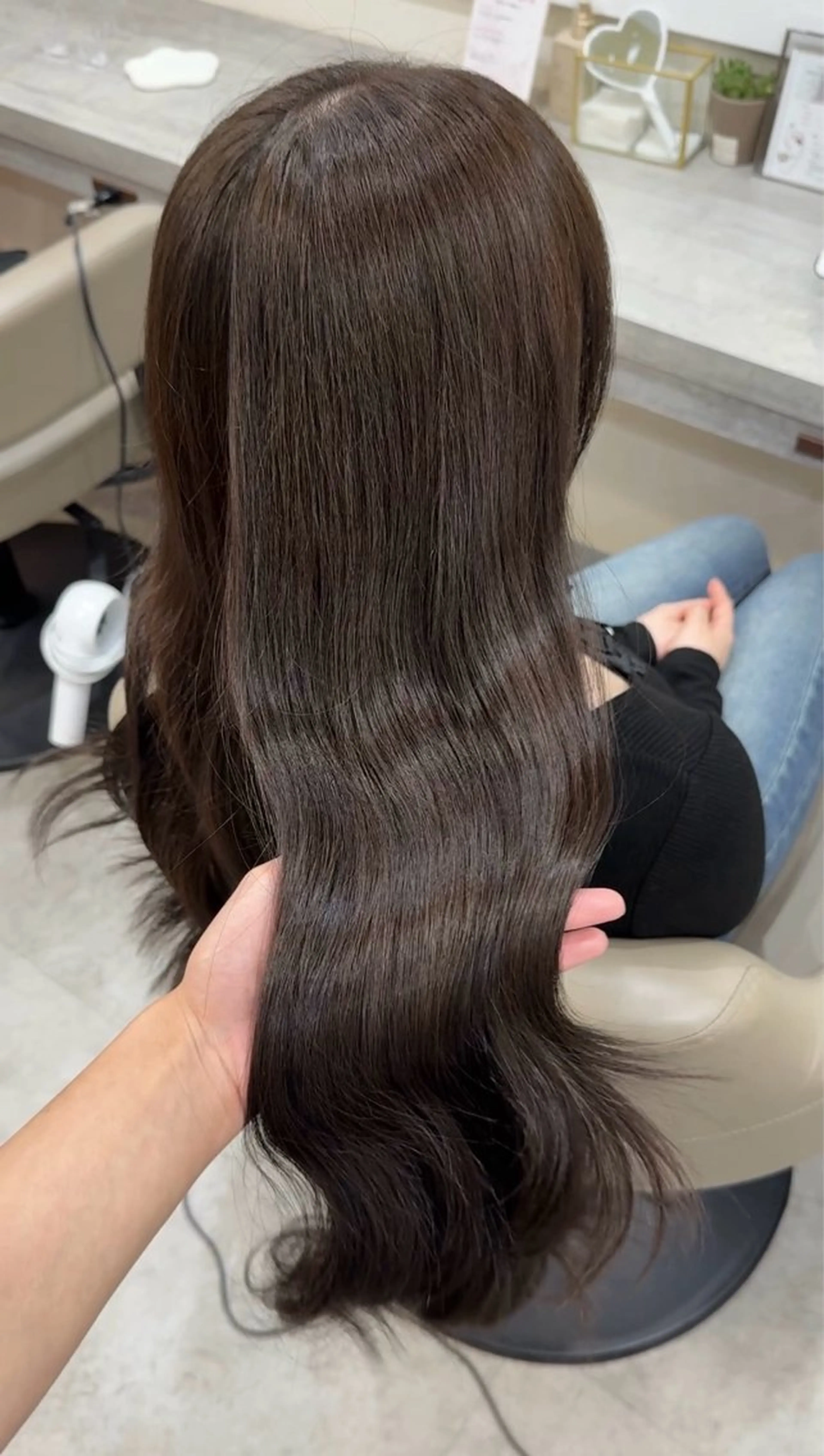 ロング カラー ヘアアレンジ 透明感カラー ももかのヘアスタイル