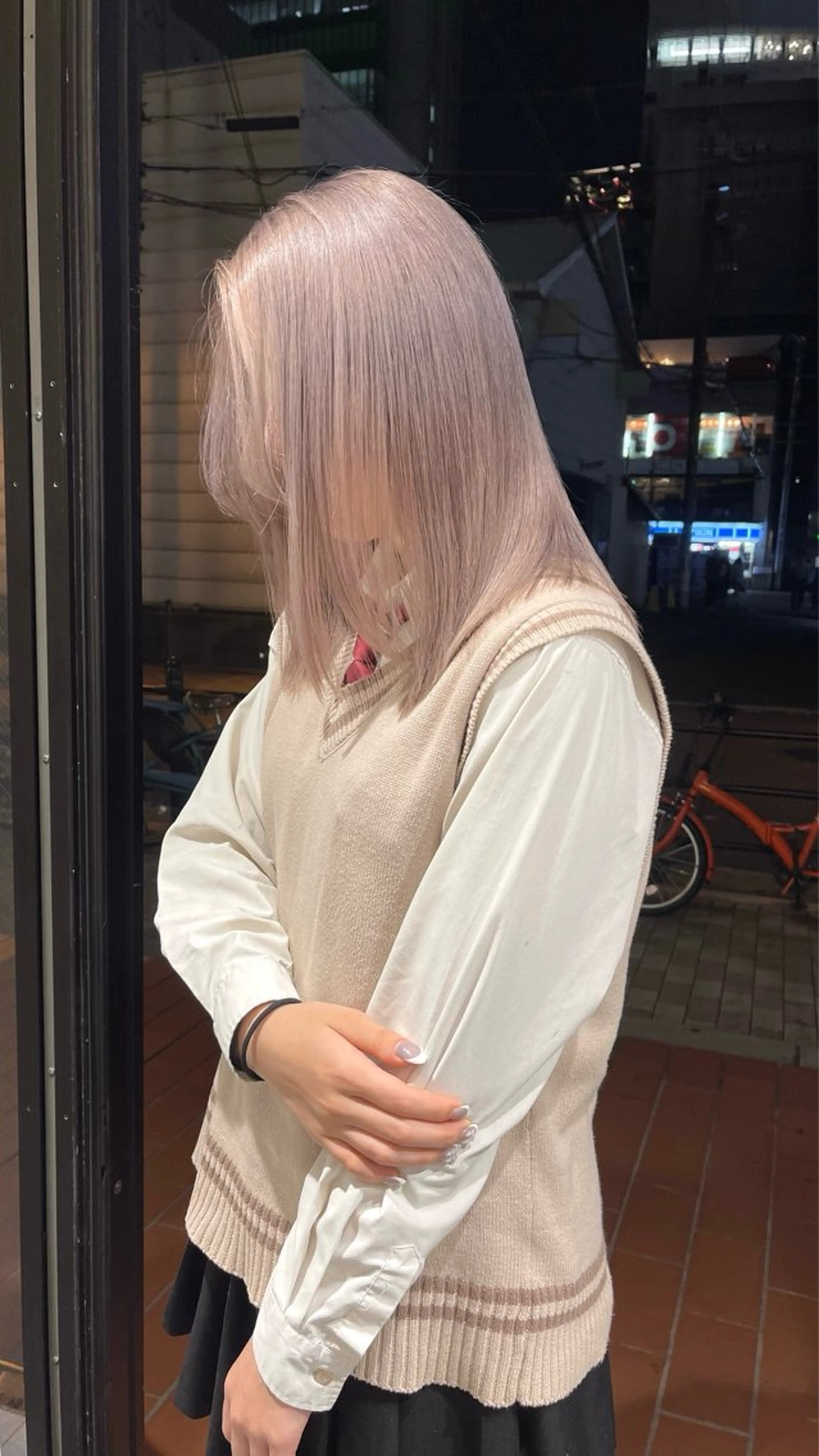 ミディアム ヘアカラー 福山 晴香のヘアスタイル
