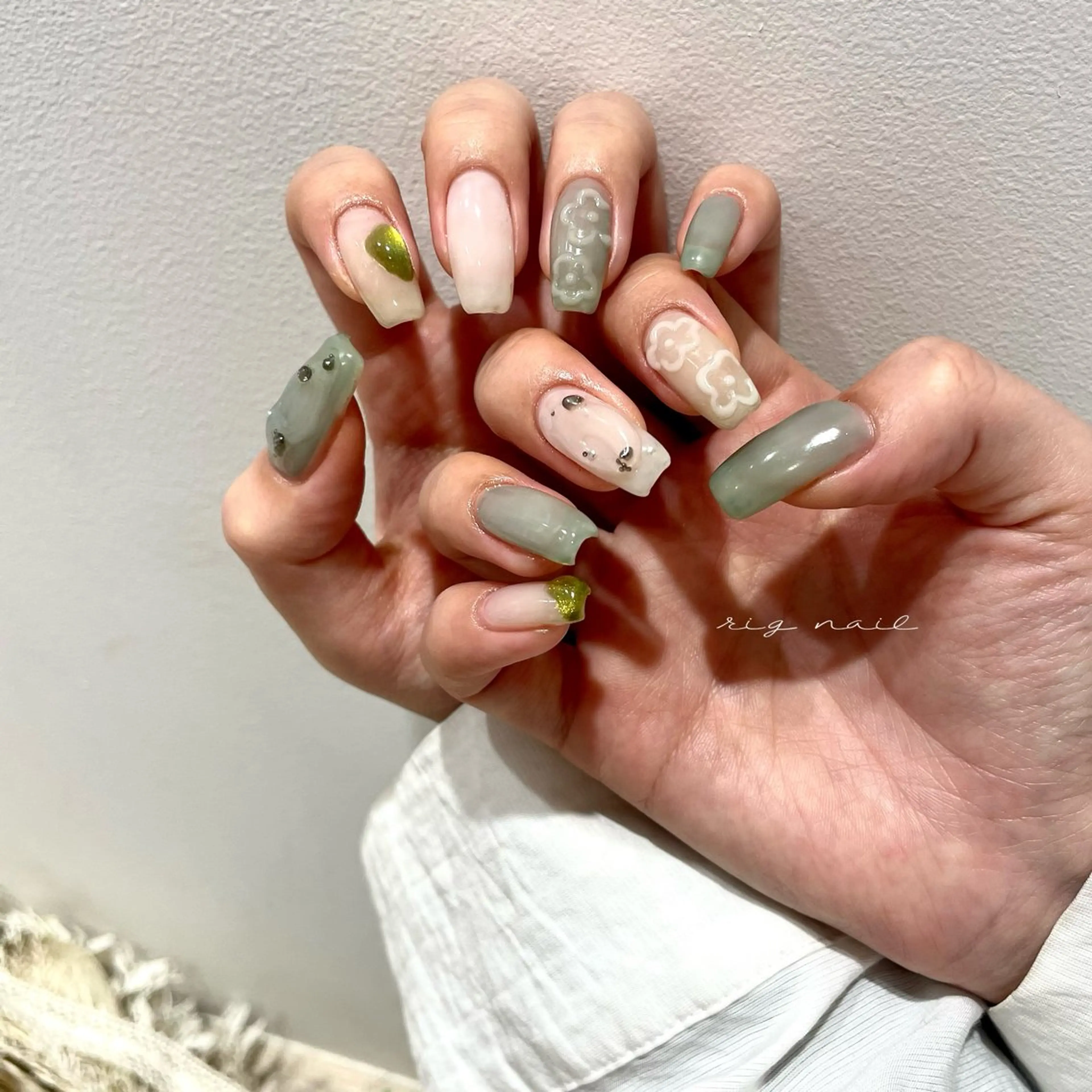 ネイル ハンドネイル rig nail草加店所属・松本 紋世のネイルデザイン