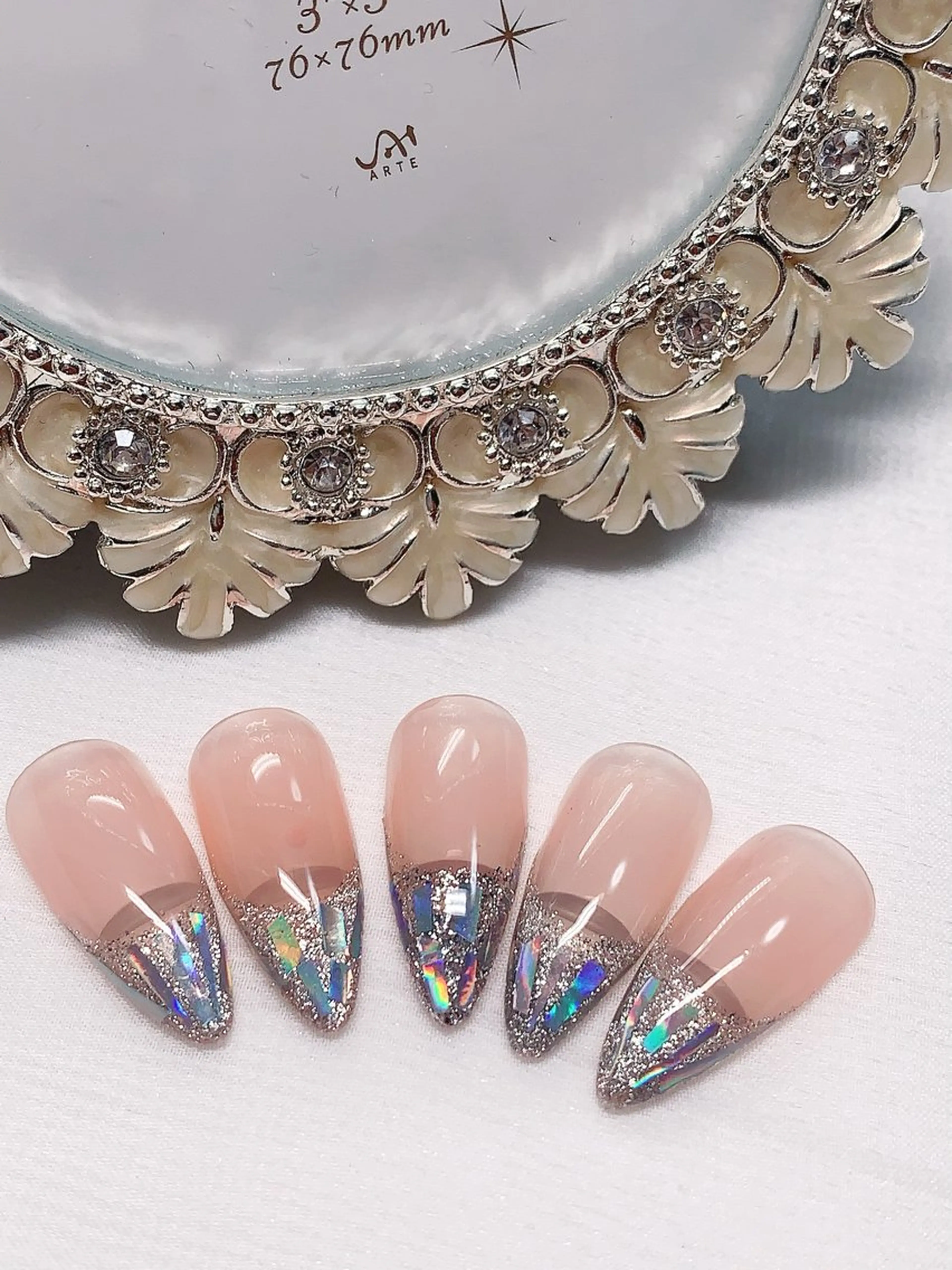 ネイル フレンチネイル ガラスフレンチ Cute Tips nailのネイルデザイン