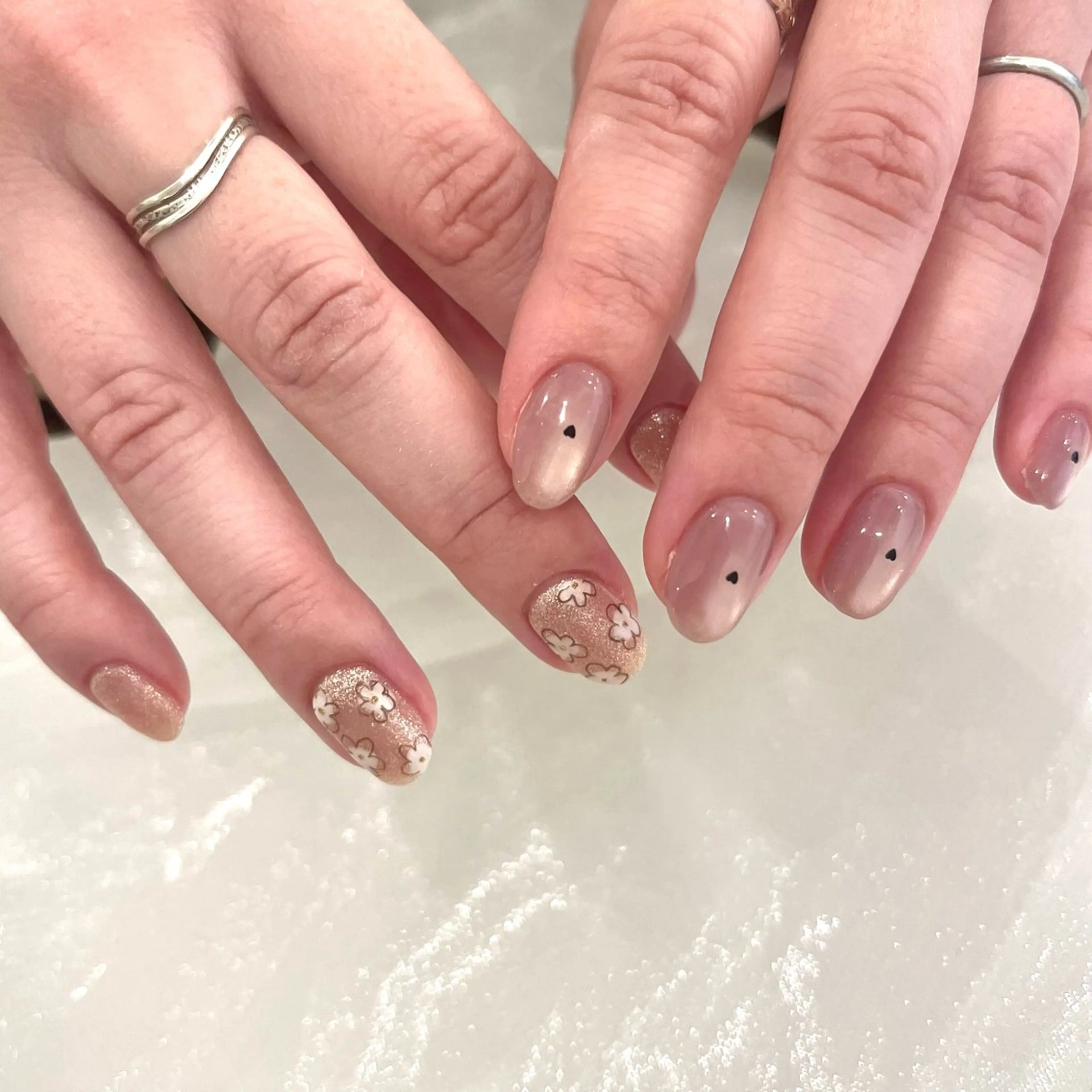 ネイル ハンドネイル Nail salon R⋆*のネイルデザイン