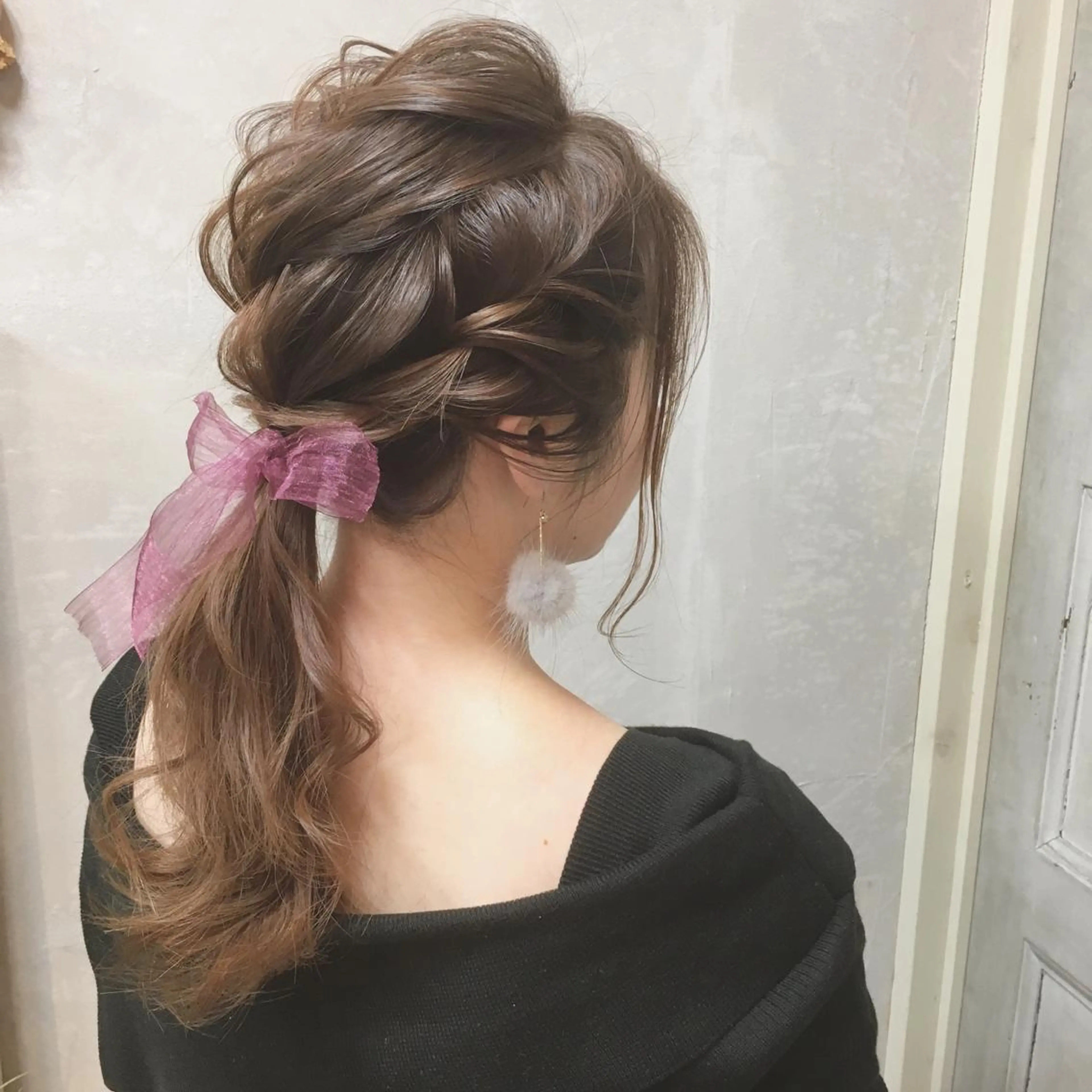 セミロング カラー ヘアアレンジ autre所属・大久保 ひでなりのヘアスタイル