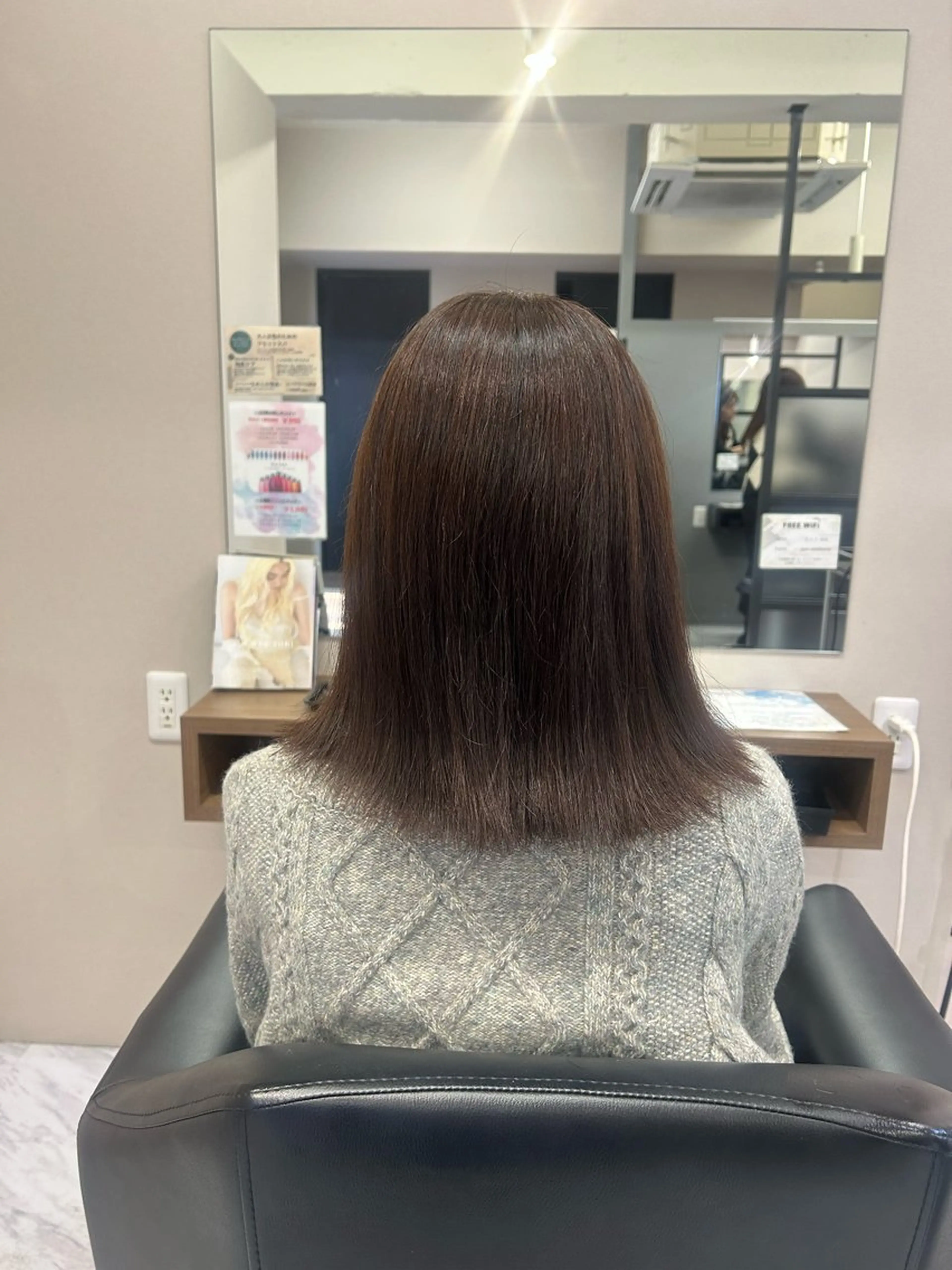 ミディアム 外ハネヘア カット ヘアカラー 佐藤里菜🎀 /モデル募集してますのヘアスタイル