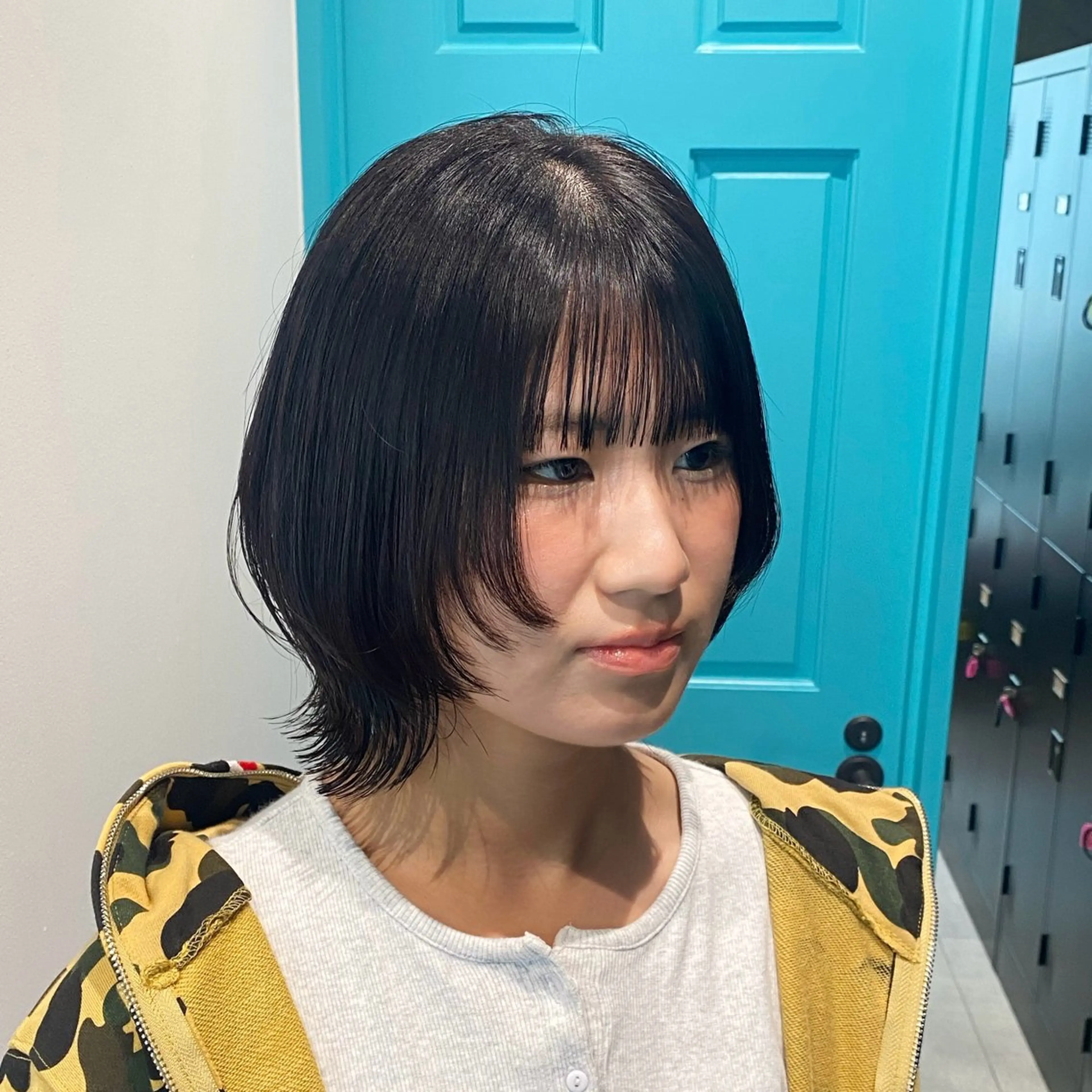 ミディアム カット 韓国ヘア AINA🐱のヘアスタイル