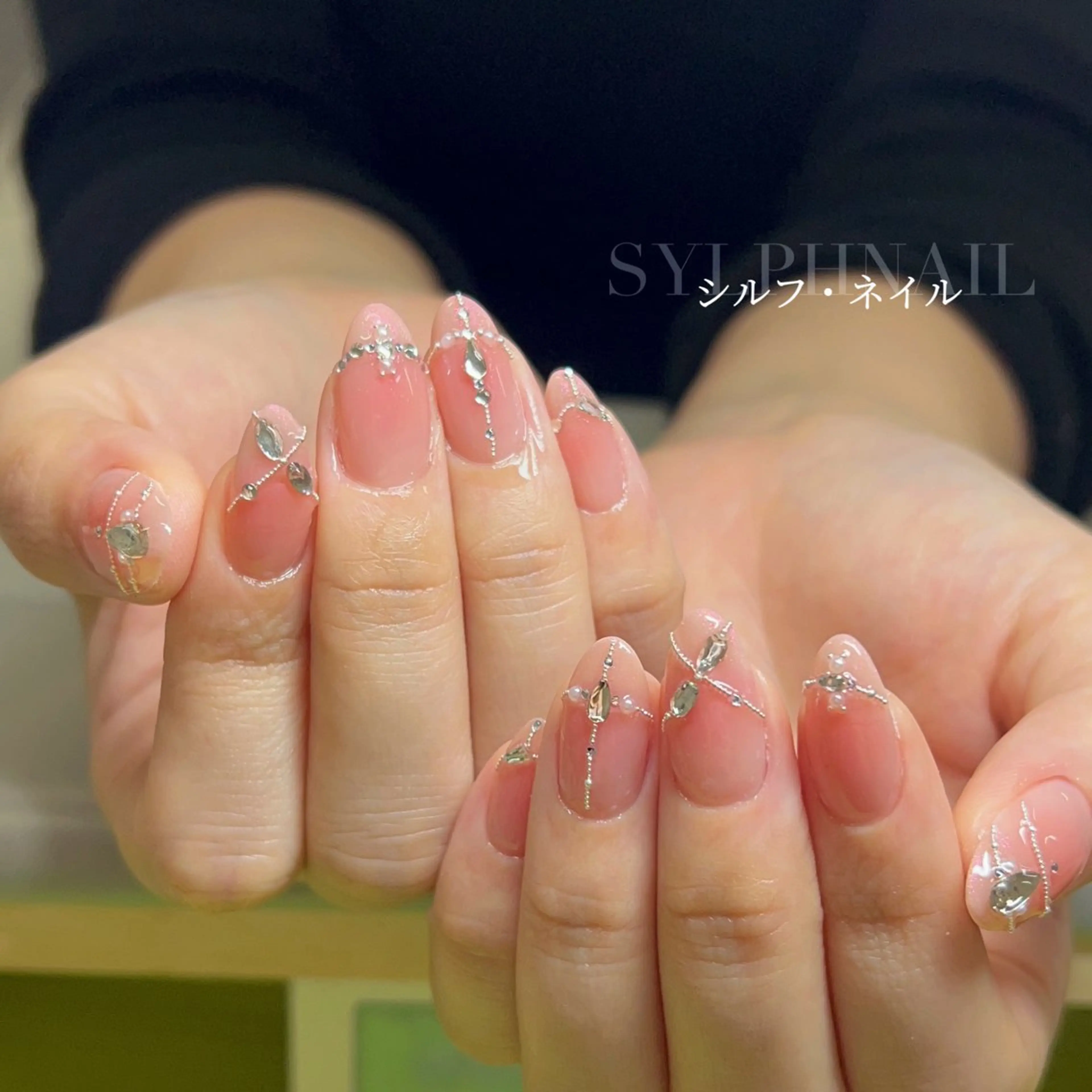 ネイル ハンドネイル Trend Nail シルフのネイルデザイン