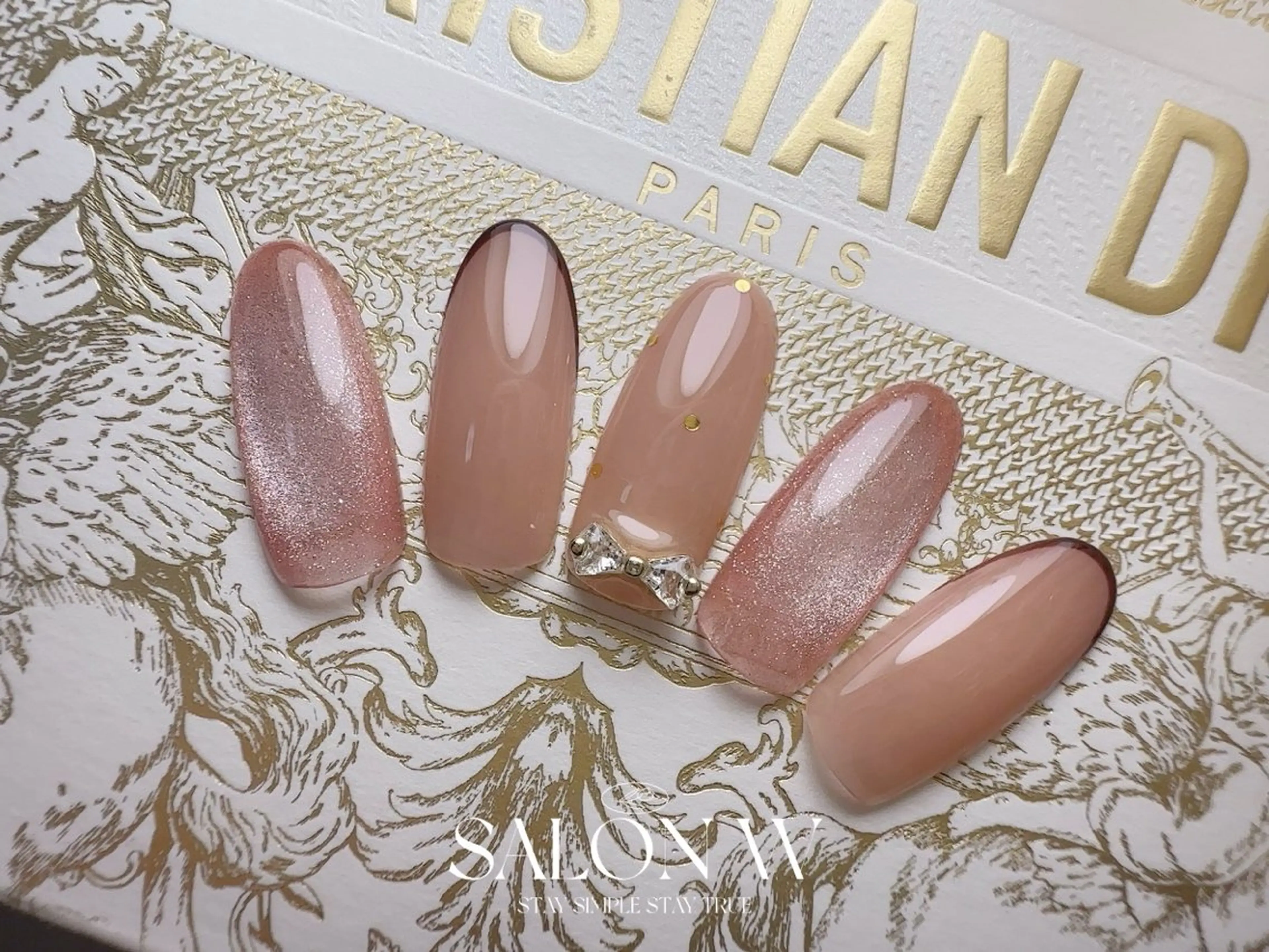 ネイル ハンドネイル 美フォルム＆フィルインの専門店 salon W 銀座店【サロンダブリュー】所属・salon W✨ Rikoのネイルデザイン
