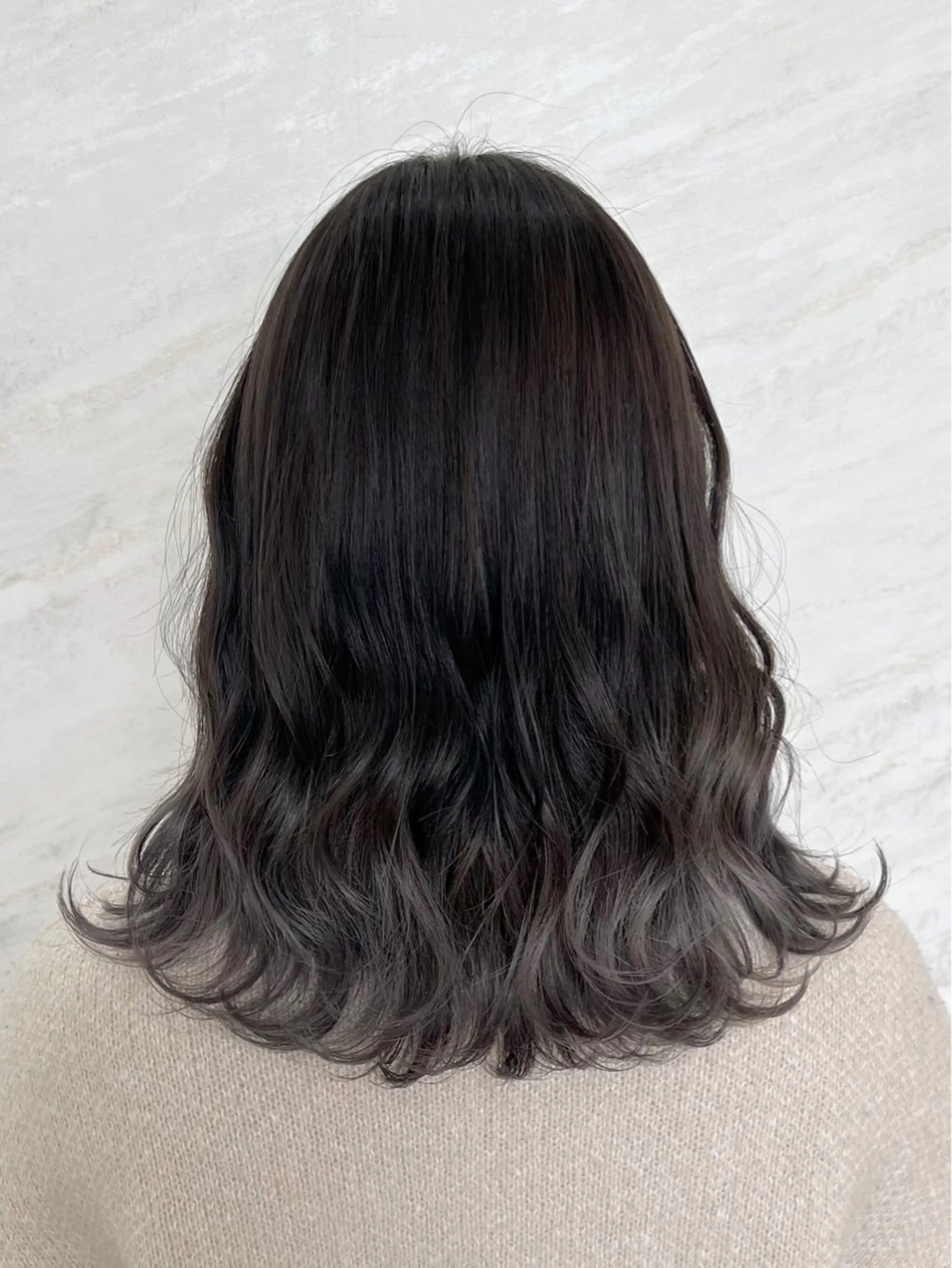 カラー bambi PETZのヘアスタイル