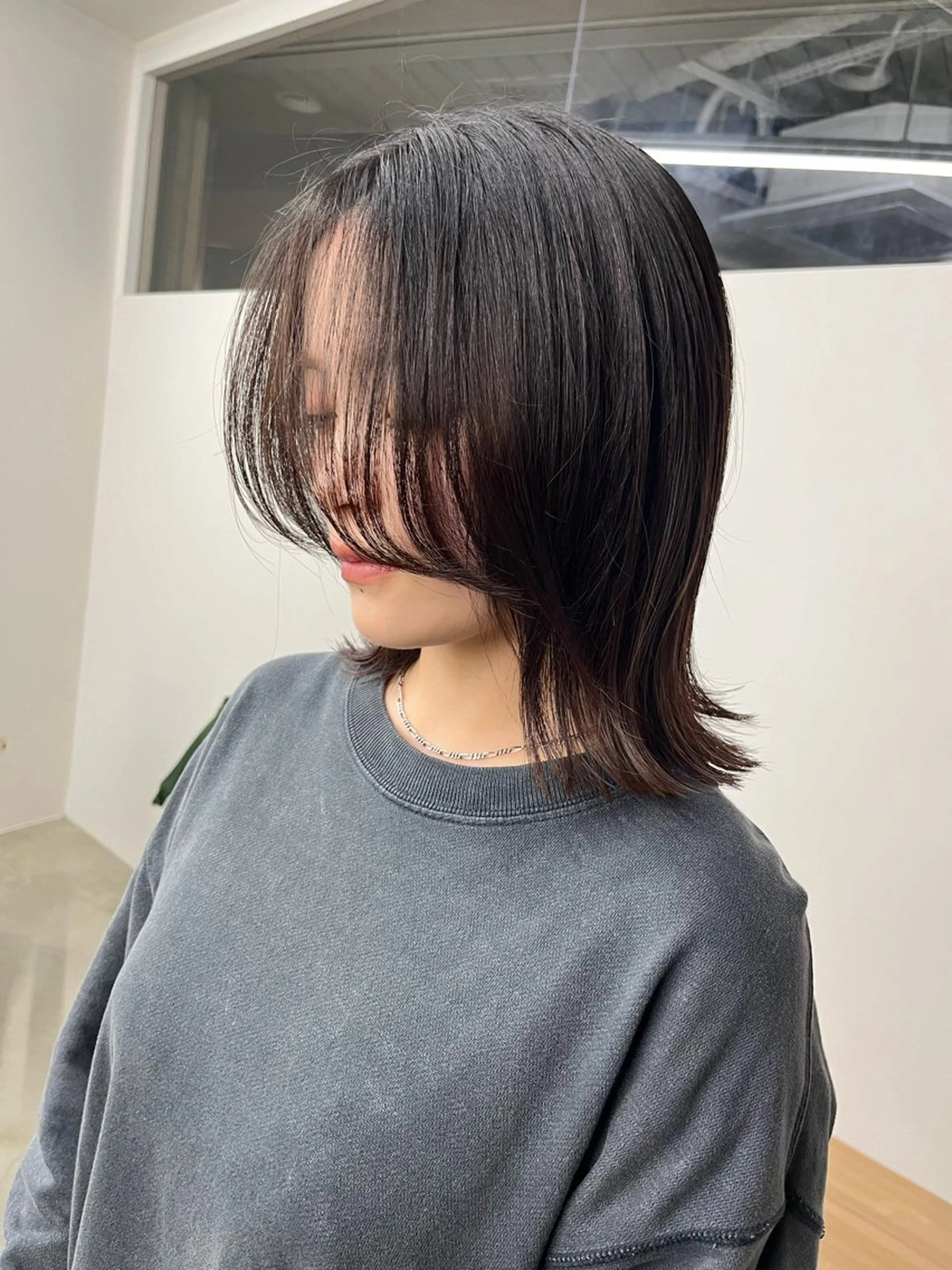 セミロング 顔周りカット vince gio所属・小田 輝太郎のヘアスタイル